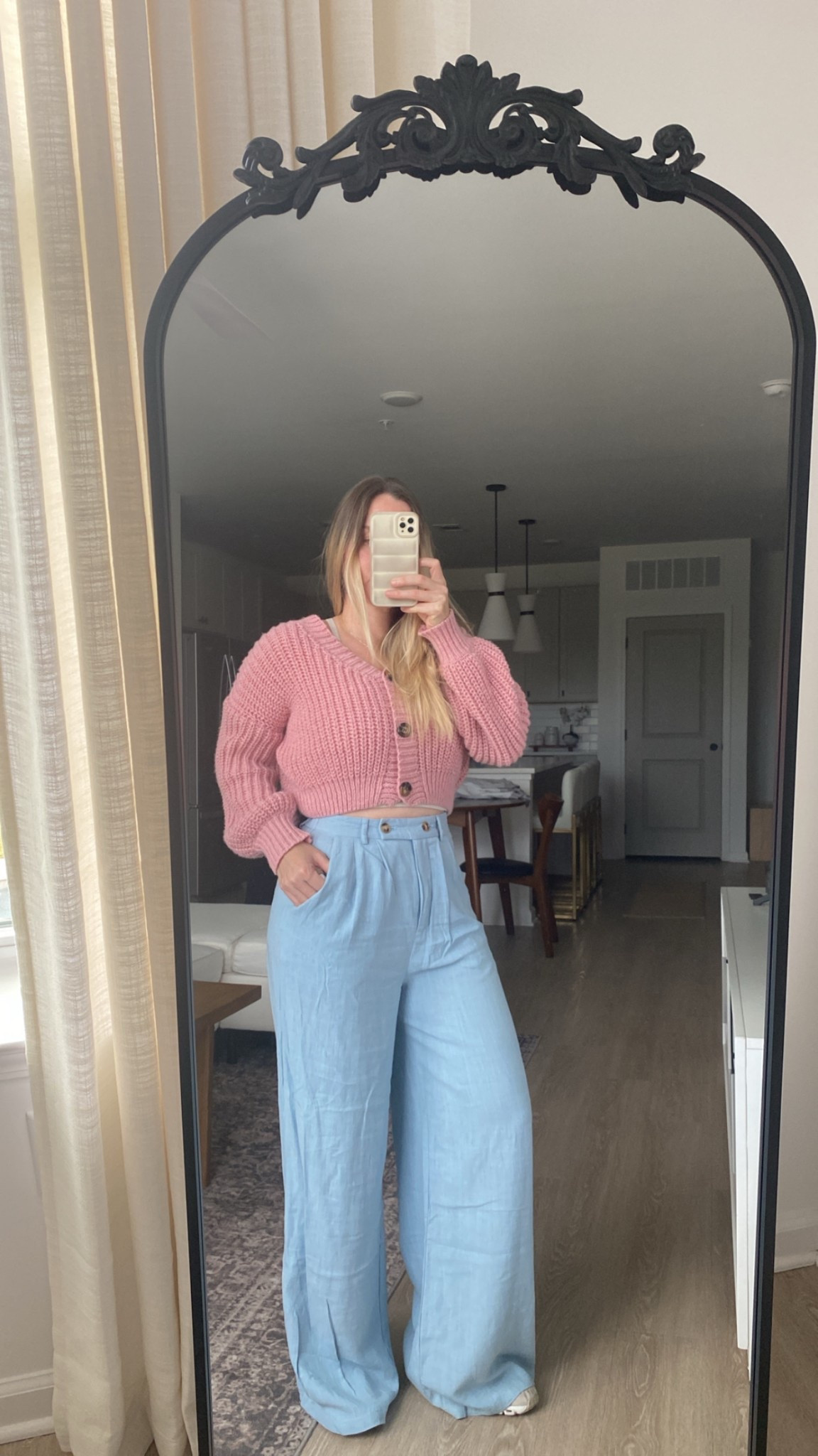 Size M (cardigan) and S pants 🌸💐