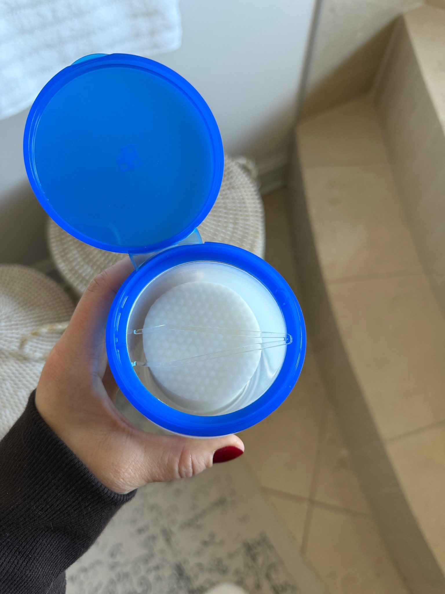 My favorite zero pore pads! These are amazing and on deal now! 

#amazon #beauty #founditonamazon #medicube 

#LTKBeauty #LTKmorningroutine #LTKgrwm