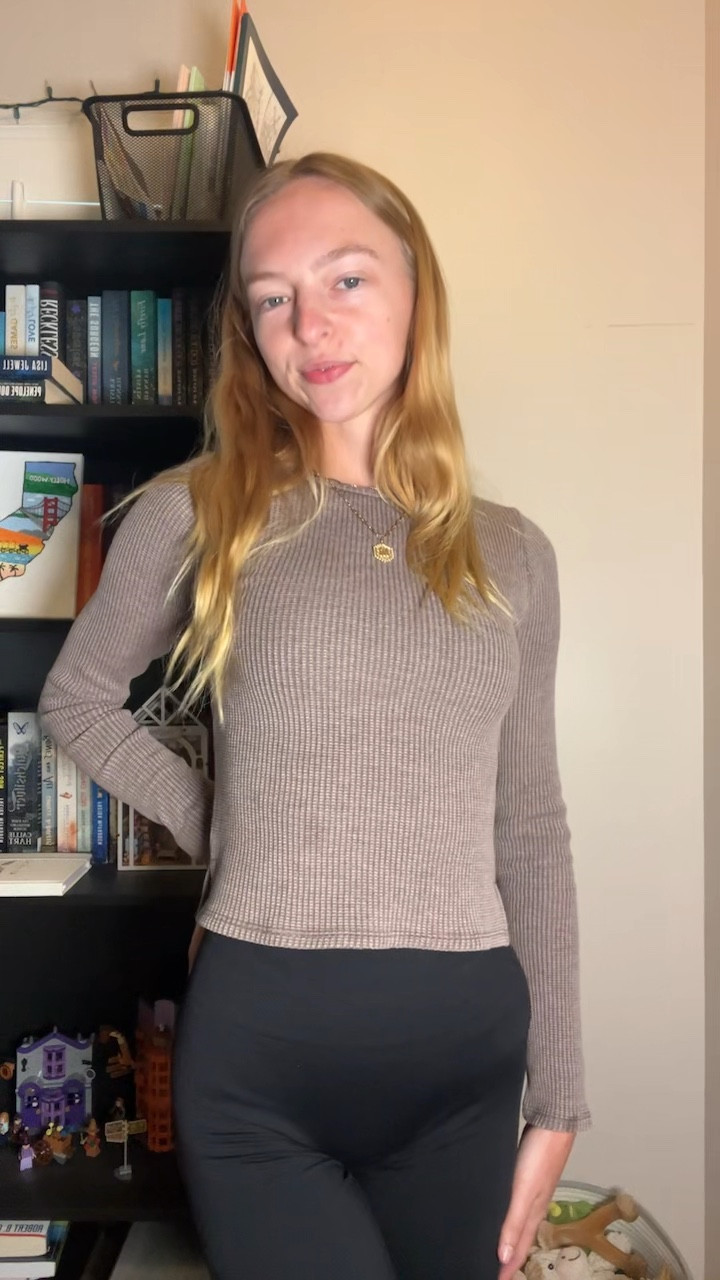 Cozy basic outfit 🥰🤍

#LTKFindsUnder50 #LTKPetite #LTKActive