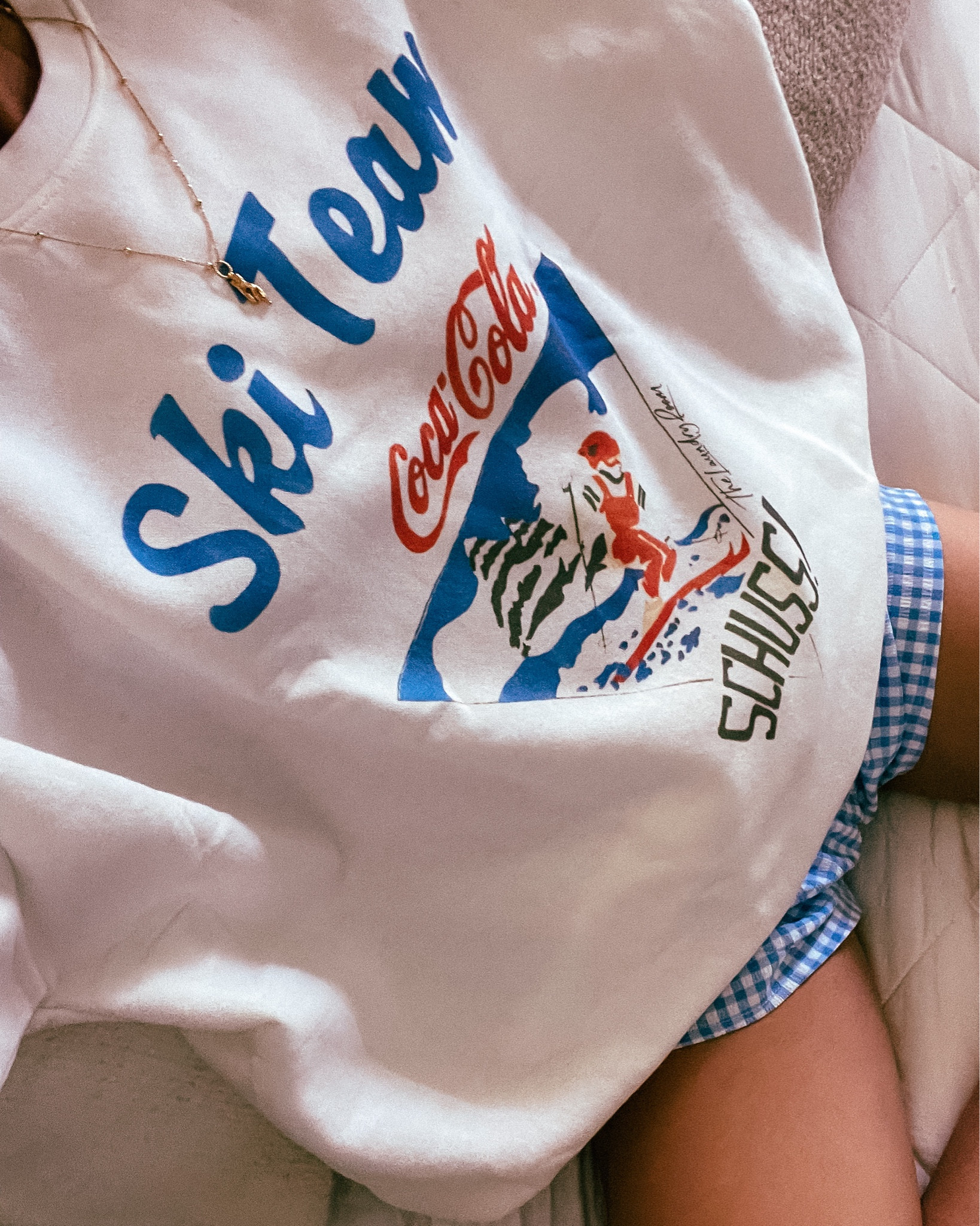 Can you tell I love a cozy sweatshirt? Lol
Found this on Revolve on MAJOR MAJOR SALEEEEEE! 

And it’s perfect for the 4th weekend to just throw on and chilllll 😎🇺🇸✌🏽

#revolve #julyfourth #summer #cozy

#LTKFindsUnder50 #LTKSaleAlert #LTKSummerSales