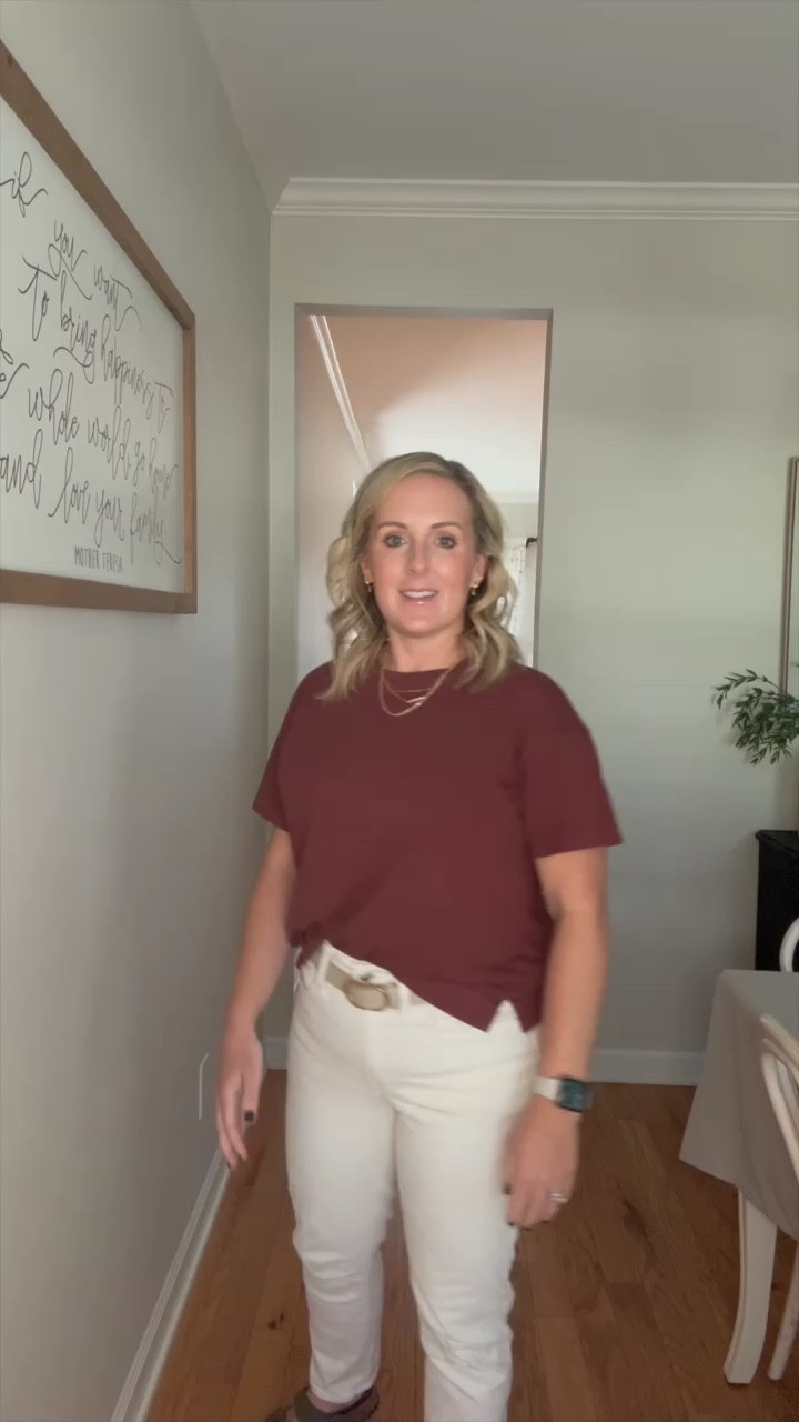 My favorite jeans are ON SALE this weekend! 🚨🚨🚨I am a short waisted girlie so high rise denim just doesn’t work for me.🚫 @madewell has the BEST mid rise denim! Their jeans have the perfect ratio of structure and stretch and you can get them for 25% off right now! 🤑 FYI: I always size down one size in Madewell denim. 

#LTKMidsize #LTKSaleAlert #LTKOver40