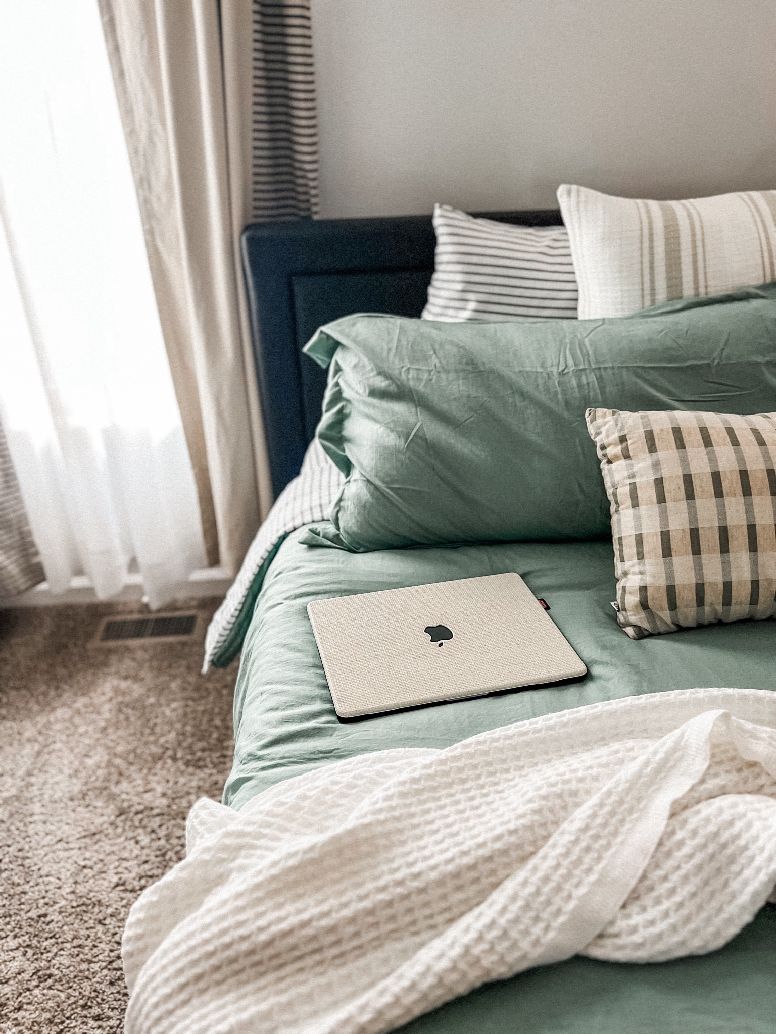Bedroom upgrade 🤩

#LTKstyletip #LTKhome #LTKfindsunder50