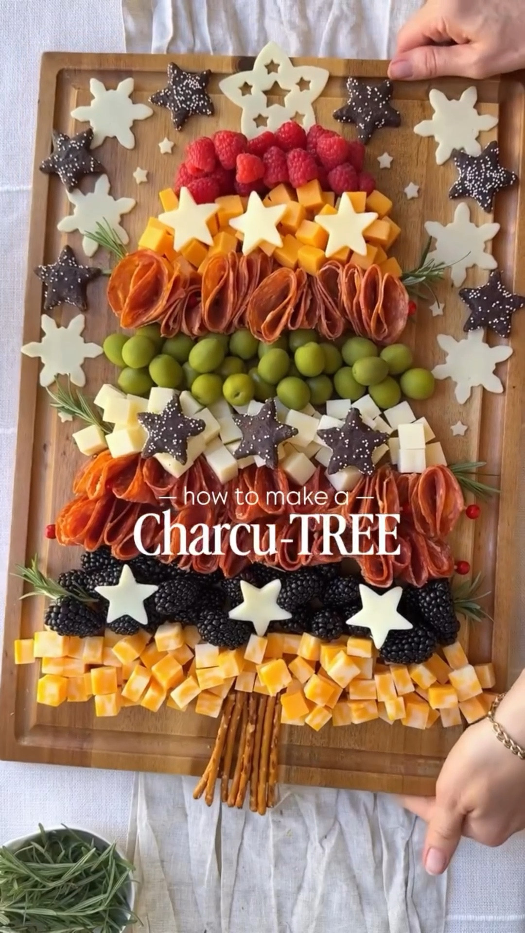 My all time fave way to serve up Xmas charcuterie.


#LTKGiftGuide #LTKHoliday