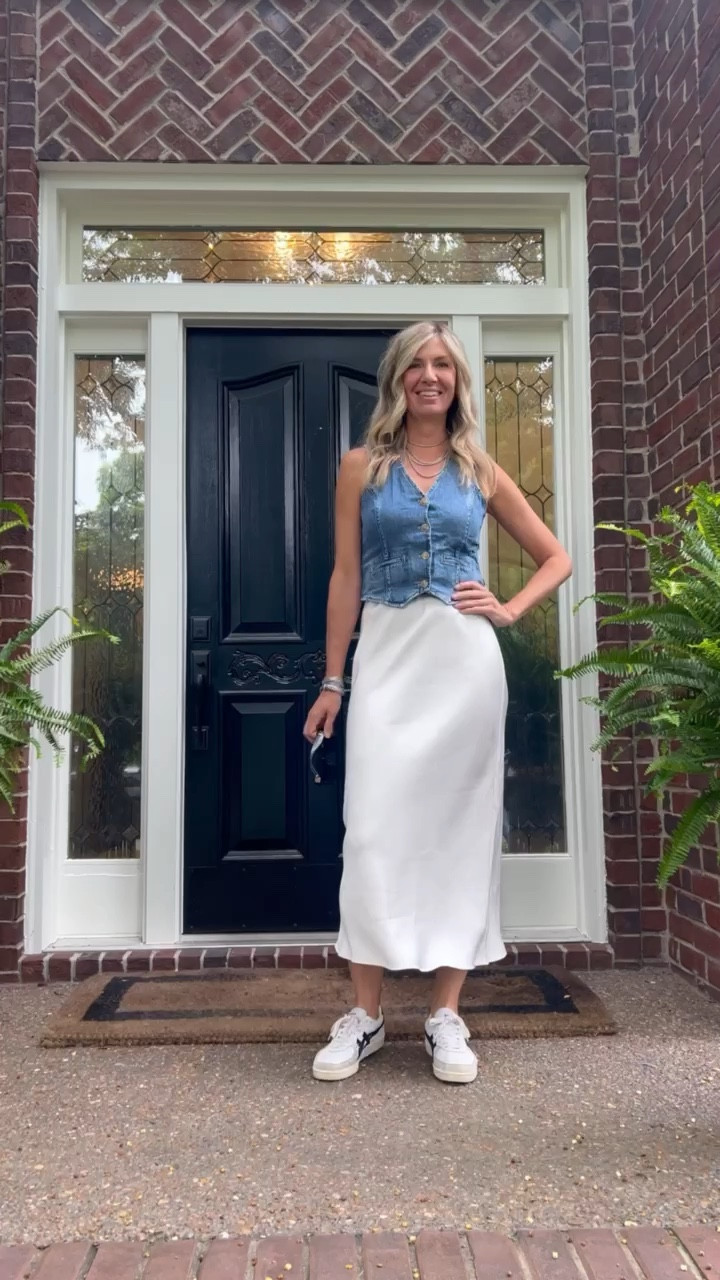 How to style a maxi skirt for summer 🤍

#LTKover40 #LTKSeasonal #LTKstyletip