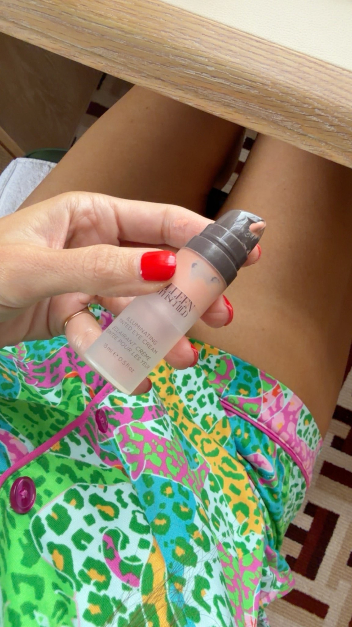 Glowy skin in one step ✨This is the quickest way I fake a fresh, even complexion… lightweight, blends like a dream, and gives that natural “your skin but better” look

Code MOMINSTYLE20

beauty favorite, everyday makeup, glowy skin, lightweight foundation, natural makeup, summer beauty, themominstyle 

#LTKgrwm #LTKselfcare #LTKBeauty