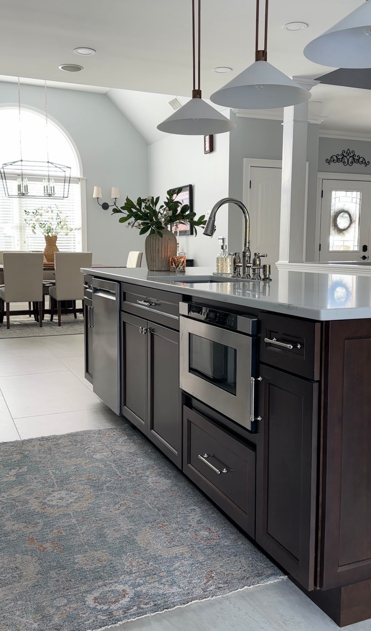 Sunny Saturday kitchen views! I love this area rug, polished nickel faucet, hardware, microwave in the cabinet is such a game changer, kitchen pendants, chandelier, textured vase on sale, florals+ more! @Pottery Barn @Crate & Barrel @Wayfair @Lowe's @Target

#LTKdayinmylife #LTKHome #LTKSaleAlert