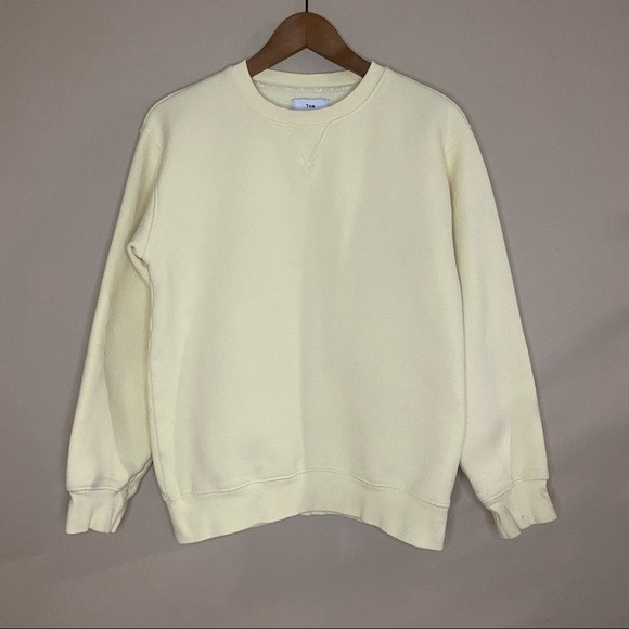 Aritzia TNA Pastel Yellow Crewneck Sweatshirt | Poshmark