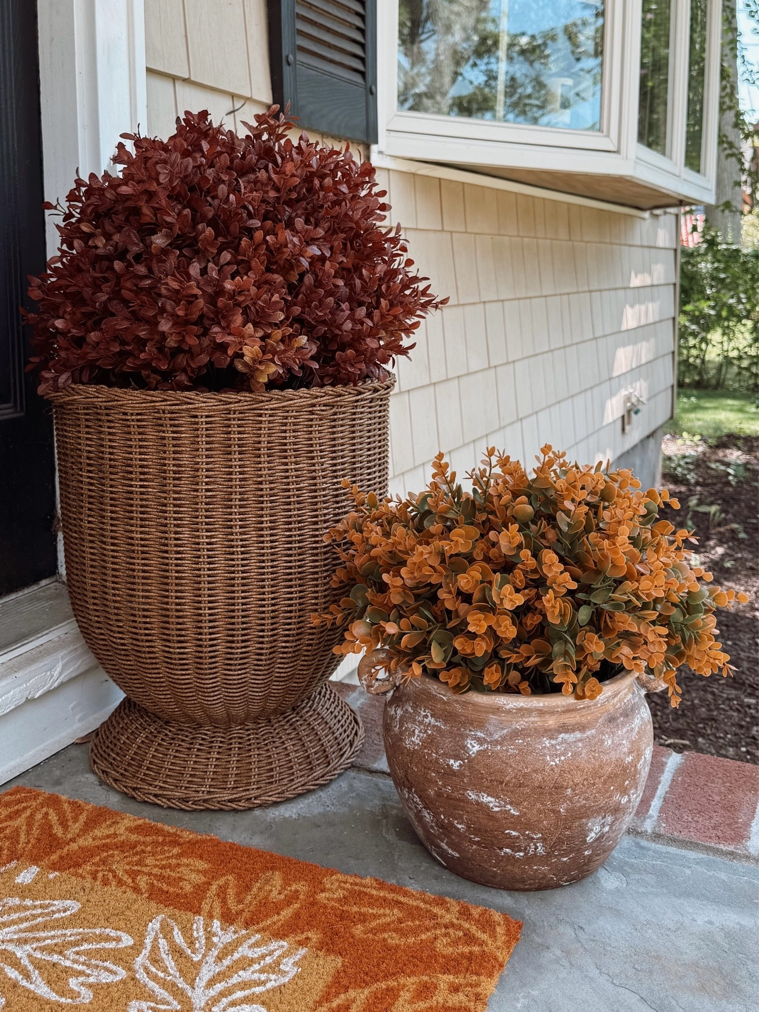 I swapped out my faux hydrangeas for these fall-inspired artificial bushes. 🍁I utilized existing planters that look great against this oversized doormat. **
The red boxwood are very realistic, but they have sold out on Amazon and several other retailers. I’ve linked to best matches and some exact here . ￼

#frontporch #falldecor

#LTKHome #LTKSaleAlert #LTKSeasonal