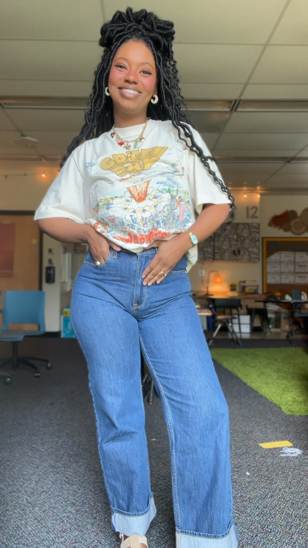 Friday feels 🤗

#LTKVideo #LTKstyletip #LTKshoecrush