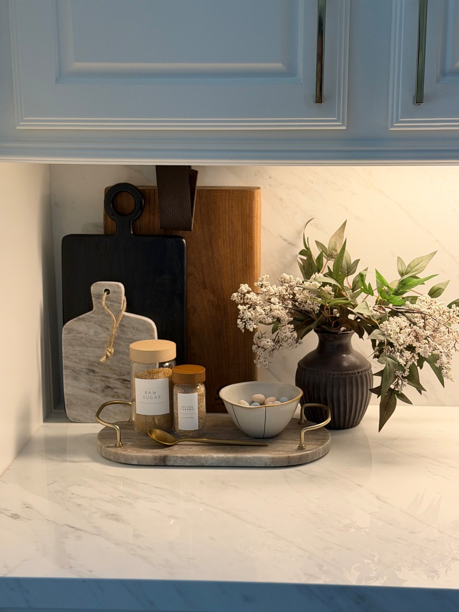 If you have any of the Hearth & Hand marble kitchen trays- the $5 mini board in the Bullseye bin matches perfectly!

I think I’m going to switch the twine out for a leather tie.

I’m unable to link it but our Target had several yesterday.

Kitchen styling
Kitchen counter
Decor ideas

#LTKHome