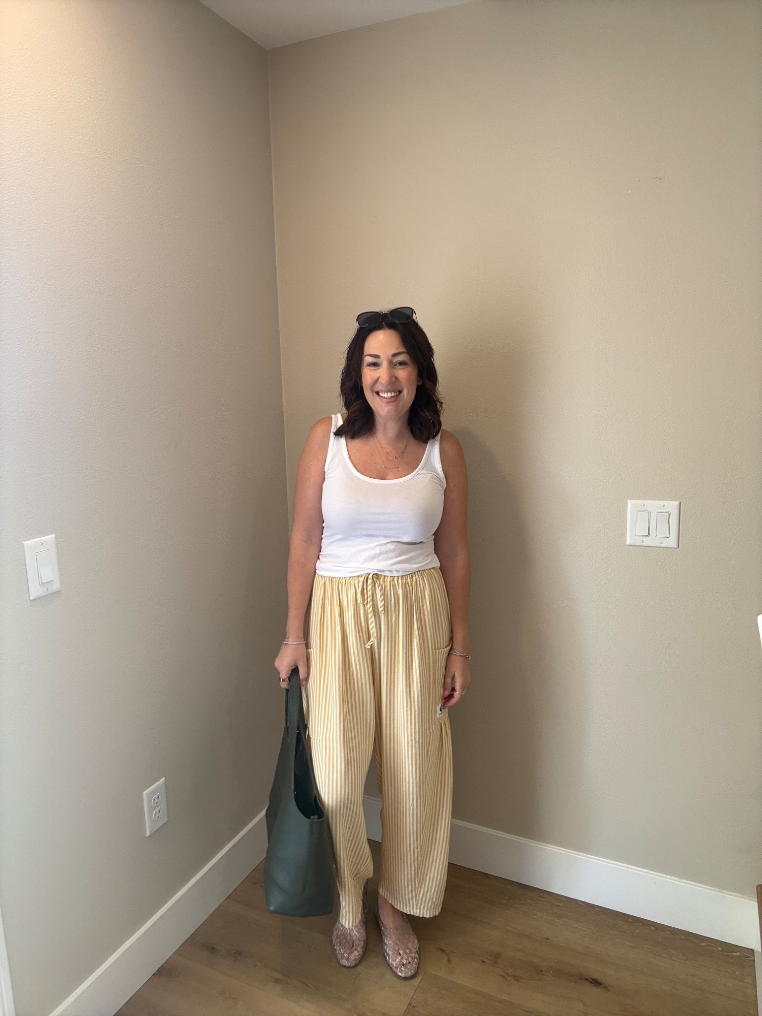 These pants are the most comfortable flowy pants! I have been wearing them on repeat- the perfect spring/summer pant!