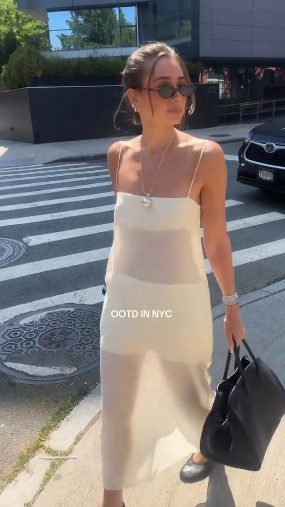 OOTD in NYC… when it’s 90 degrees 🥵 

 #LTKSeasonal #LTKStyleTip