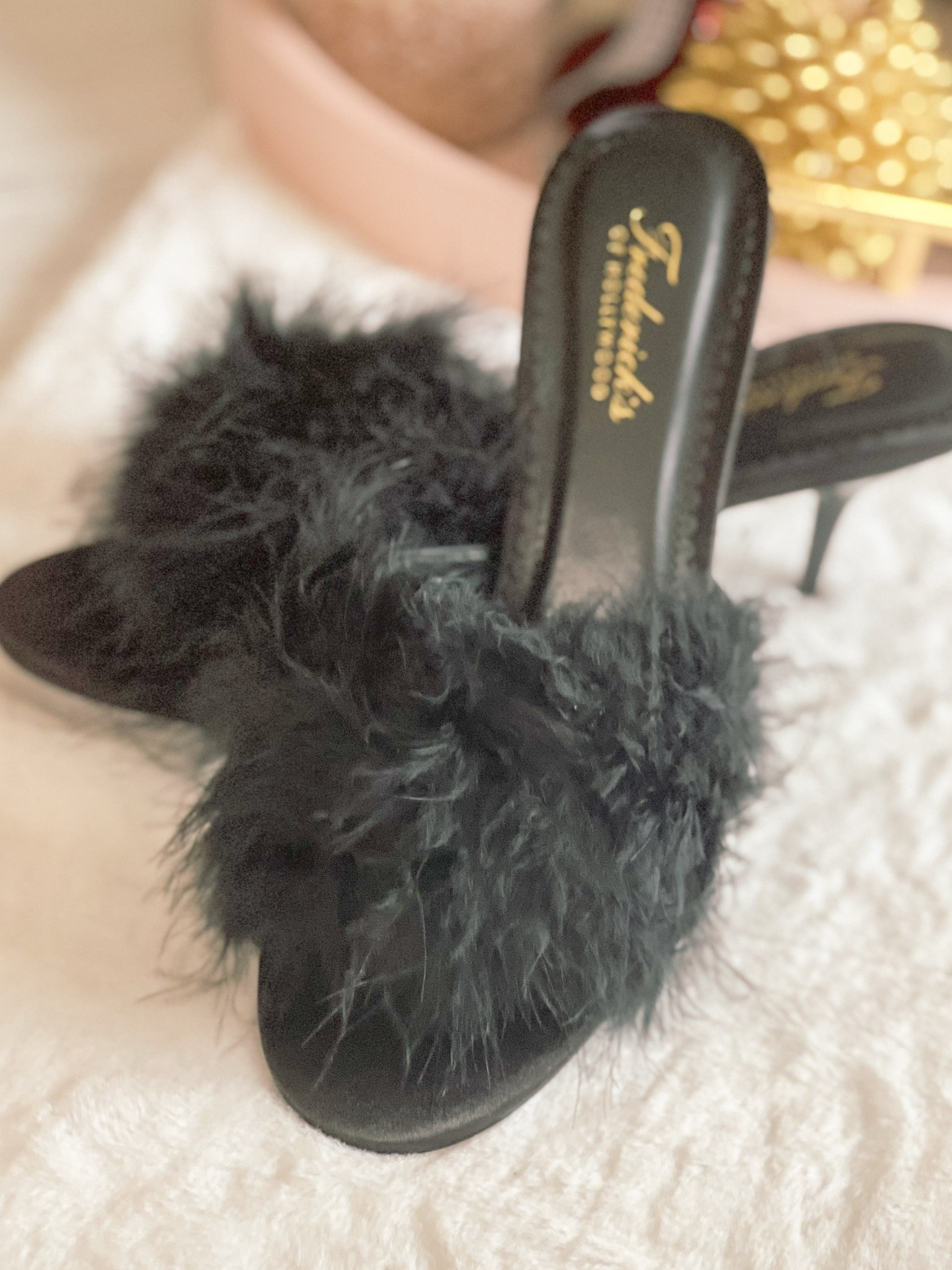 Nothing is more classic than the Fredricks of hollywood marabou fur kitten heel. Glamour & femininity to perfection 🖤🖤🖤

#LTKFindsUnder50 #LTKStyleTip