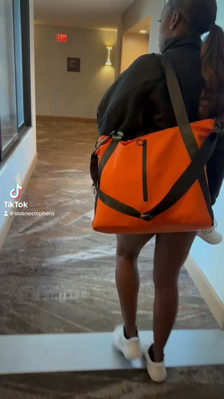 Shoot and practice day at Indian Wells! 🌪️🌴🎾

#LTKSeasonal #LTKfitness #LTKfindsunder100