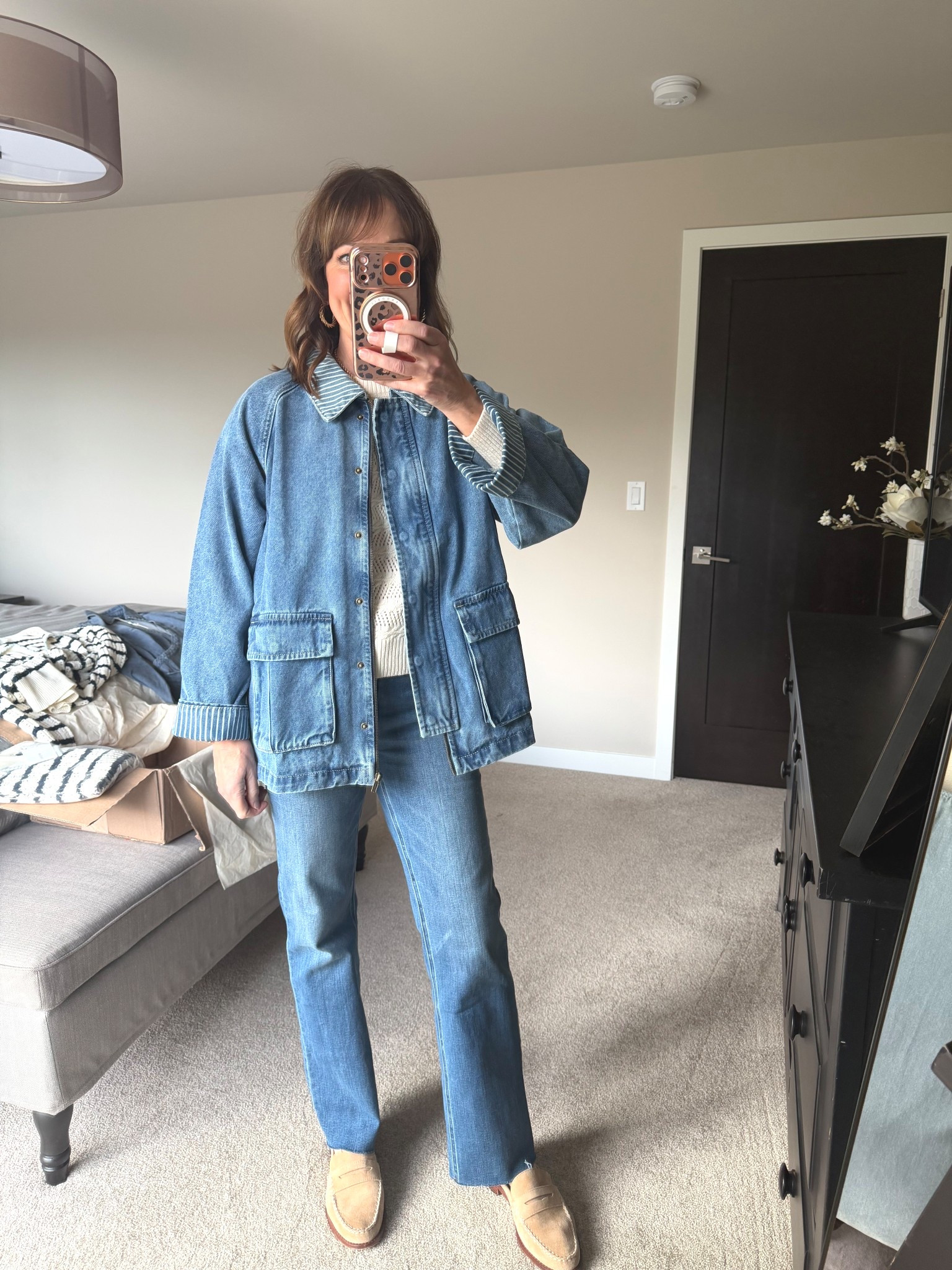 This is the cutest denim jacket for spring! I love the striped material on the cuffs and collar!💙

Heartloom, denim jacket, oversized denim jacket, spring jackett