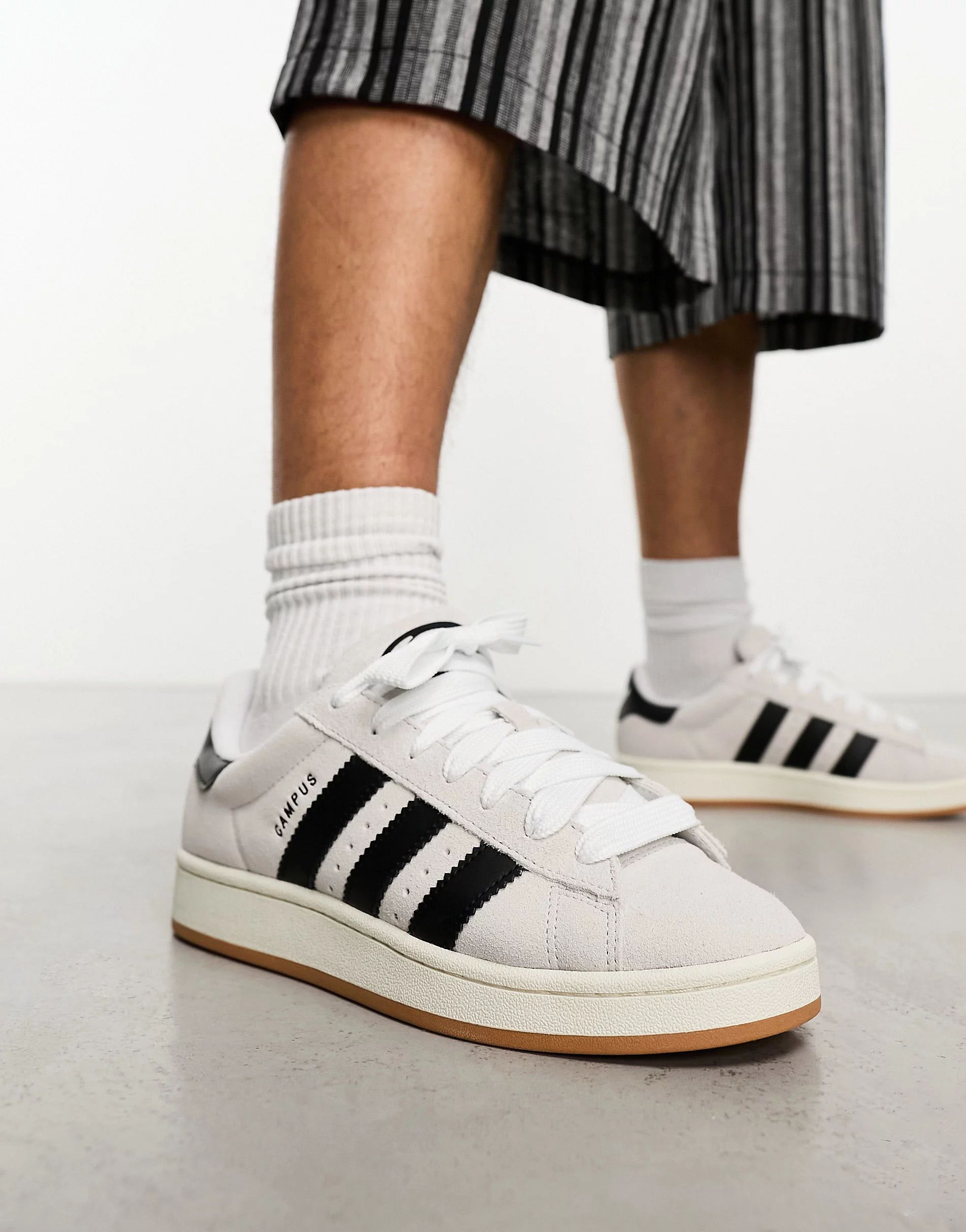adidas Originals Campus 00's trainers in white and black | ASOS (Global)