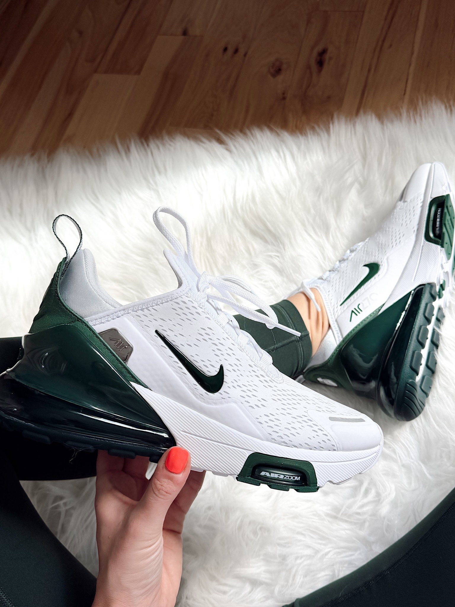 Obsessed with these Nikes 

#LTKfitnessgoals #LTKootd #LTKdayinmylife