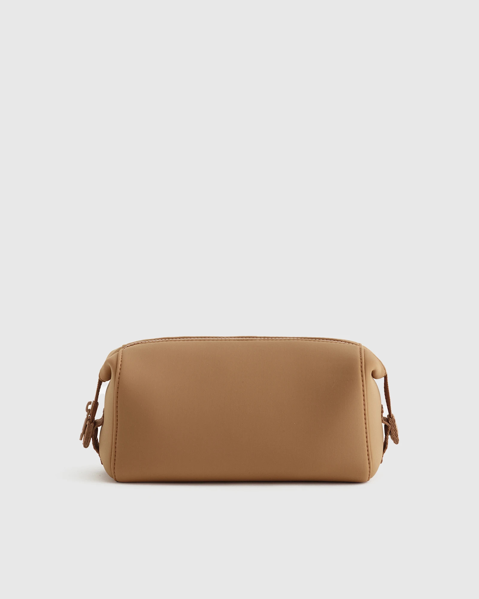 Quince | Women's All-Day Neoprene Toiletry Bag in Black | Quince