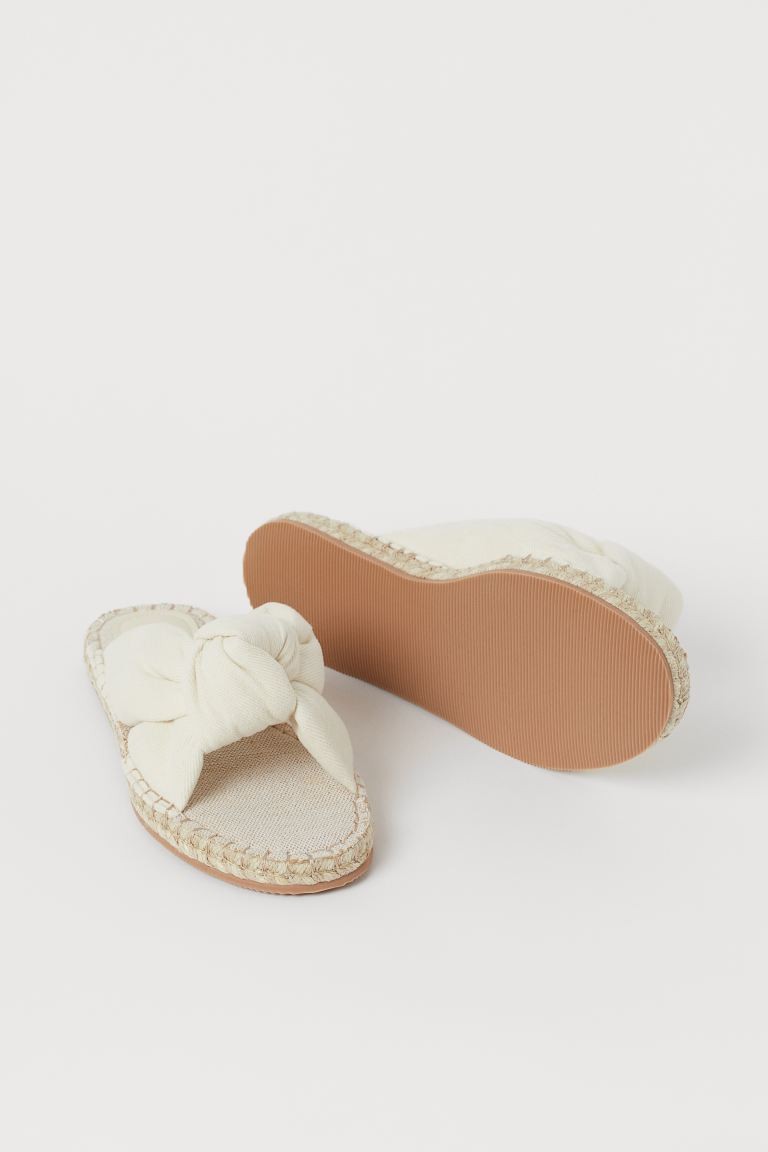 Sandals with two twill straps that are knotted together over the foot, and a braided jute trim ar... | H&M (UK, MY, IN, SG, PH, TW, HK)