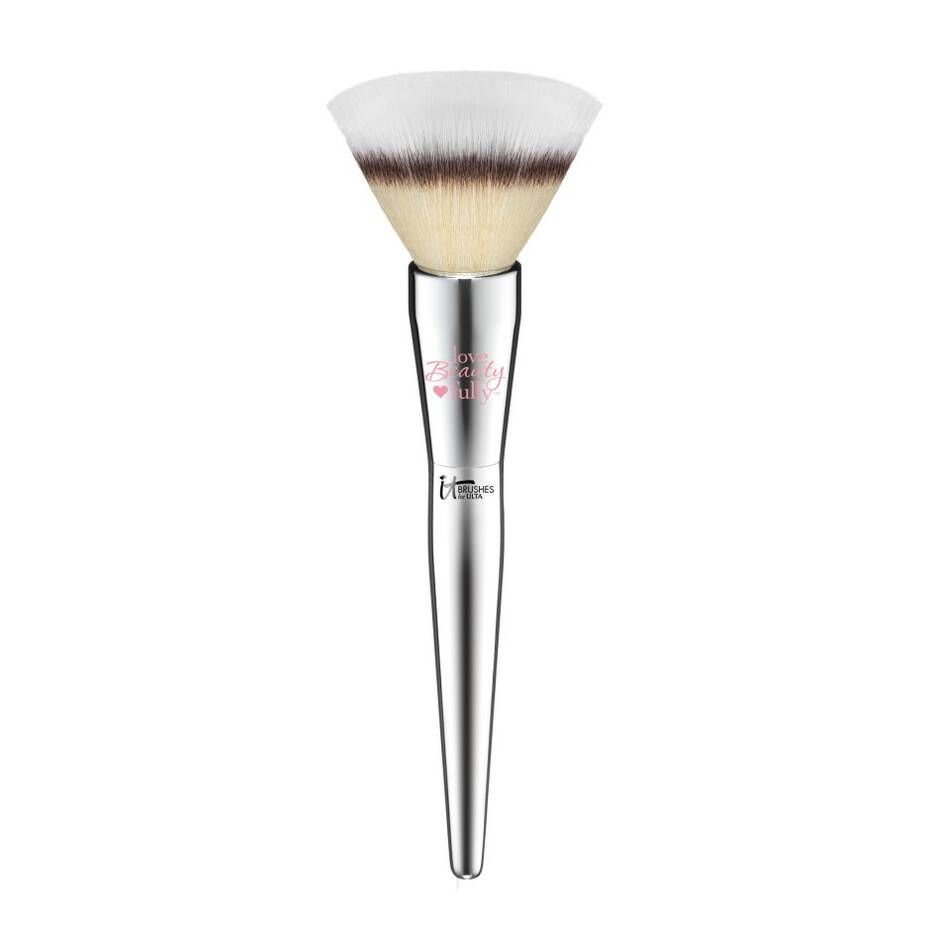Love Beauty Fully Flawless Powder Brush #202 - IT Cosmetics | IT Cosmetics (US)