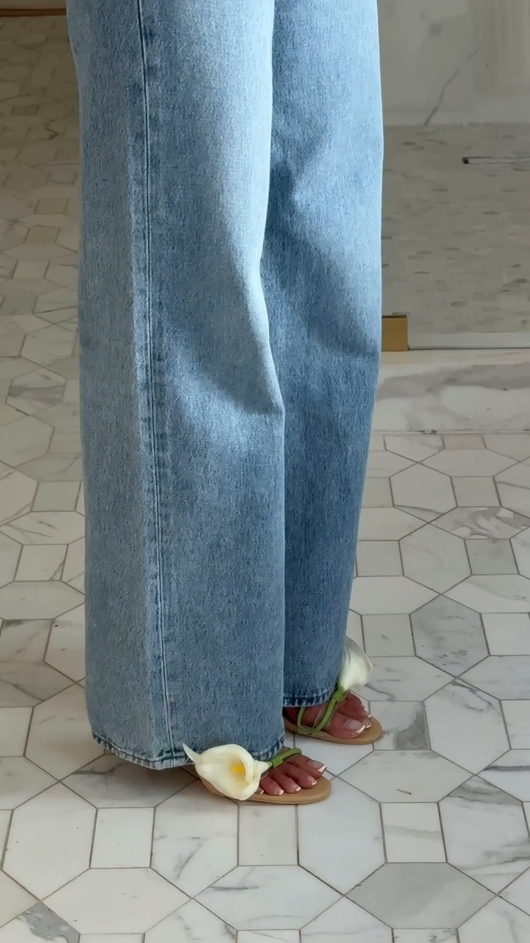 Scroll to shop!! Follow for more finds!!! Xo! 💫

#LTKootd #LTKdayinmylife #LTKmomlife