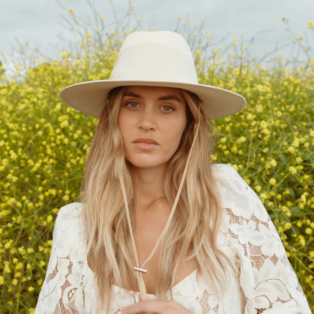 Field Gardenia | The Freya Brand