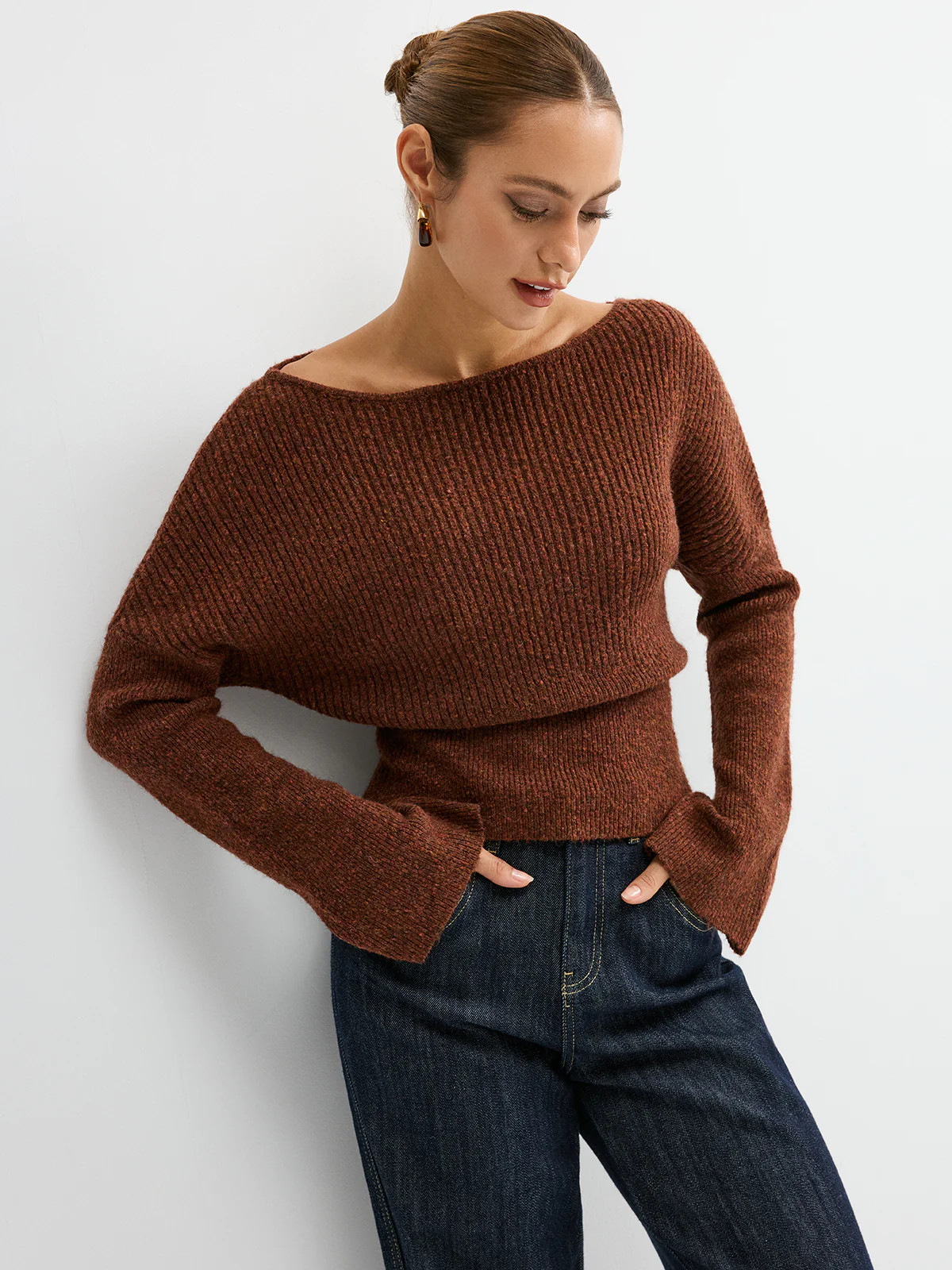 Wool Blend Off-Shoulder Sweater | Commense
