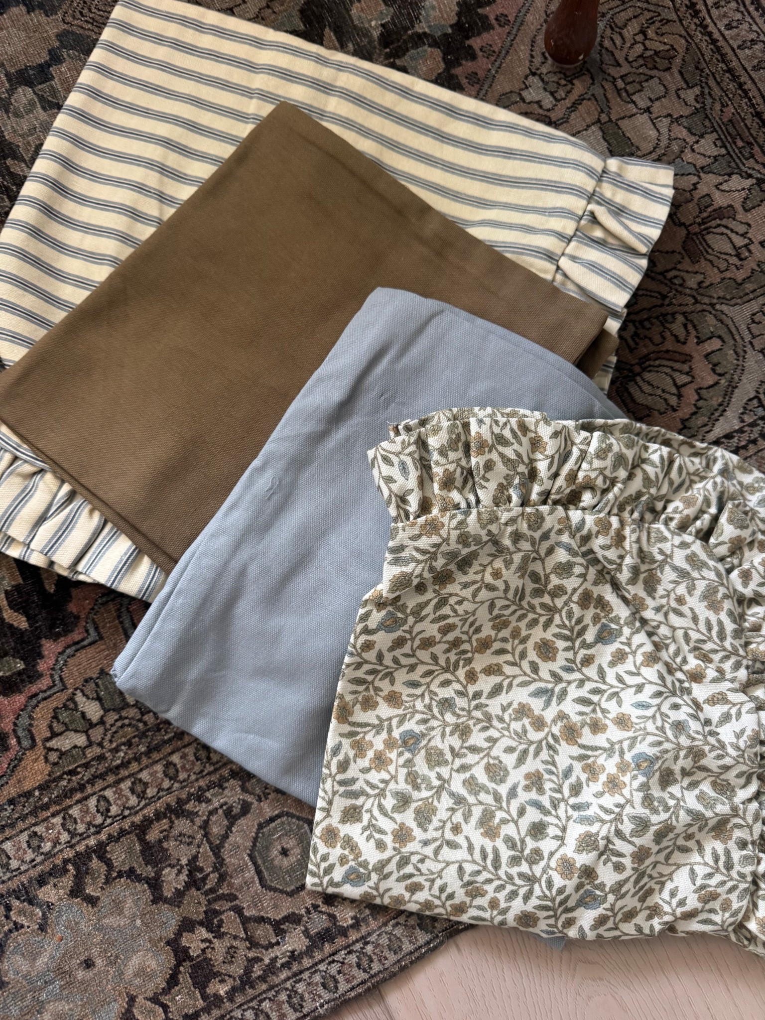 Spring pillows, pillow combo, new pillows, affordable pillow options, bedding ideas 

#LTKHome