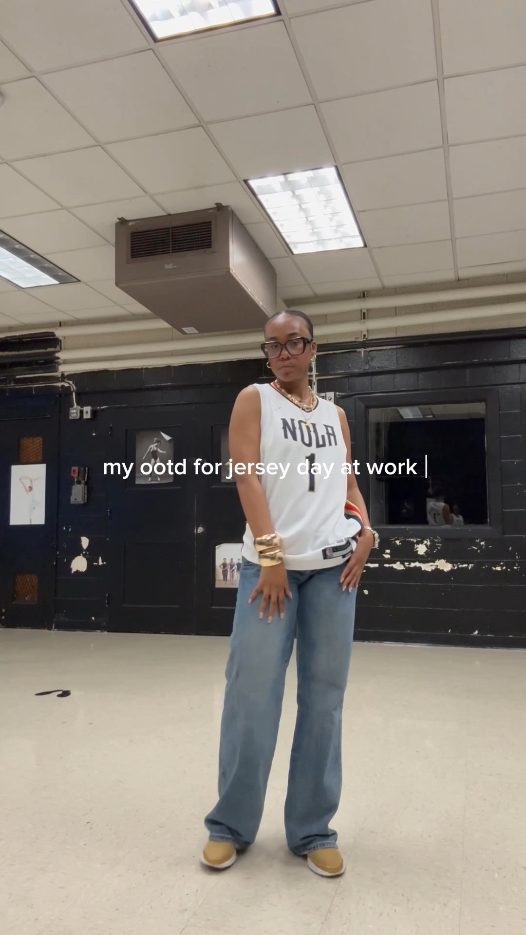 my ootd for jersey day at work

#LTKStyleTip #LTKWorkwear #LTKShoeCrush