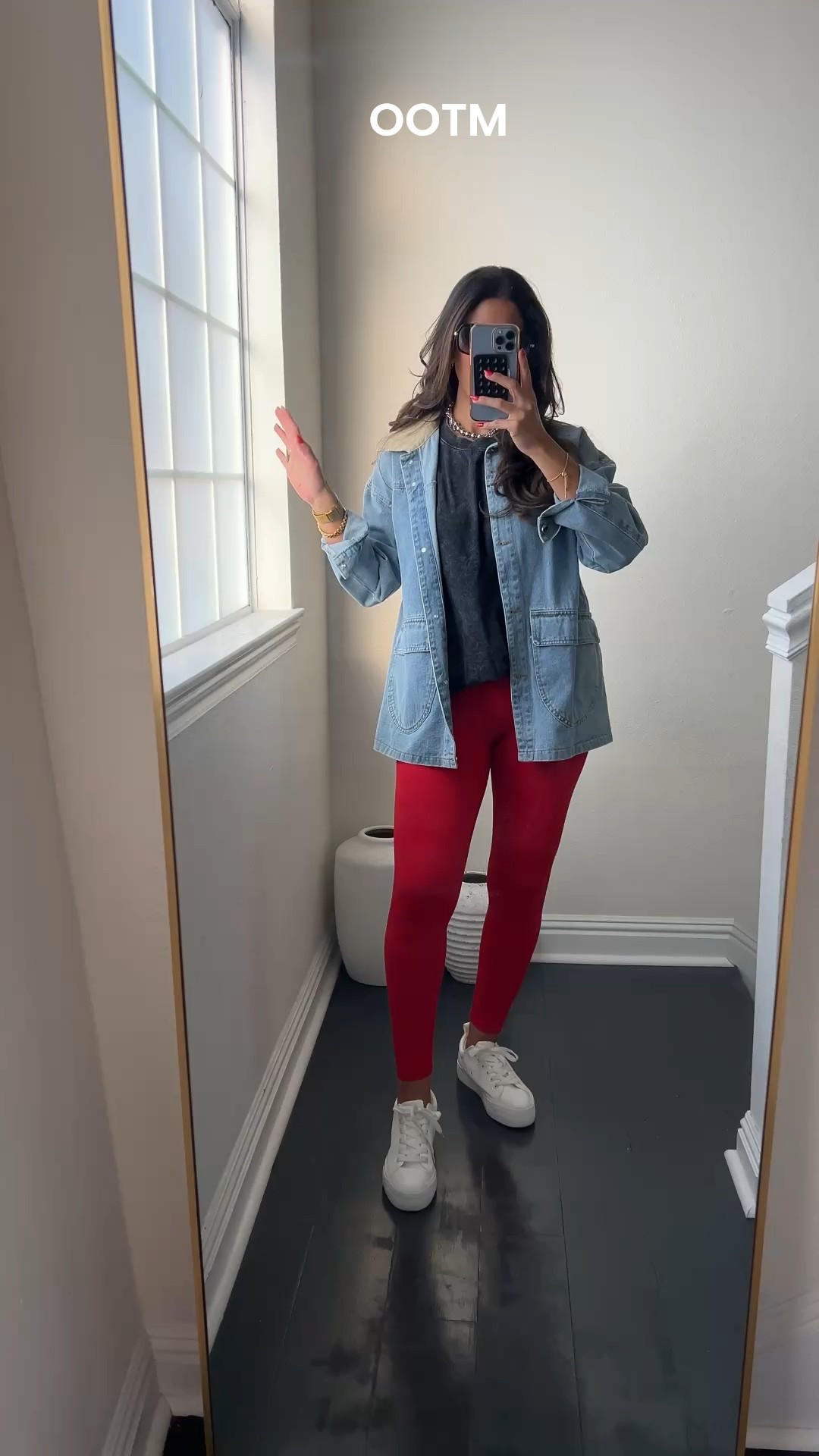 What I’m wearing to my sons soccer practice today. So comfy and casual - wearing medium in the leggings 

#LTKootd #LTKActive #LTKFindsUnder50