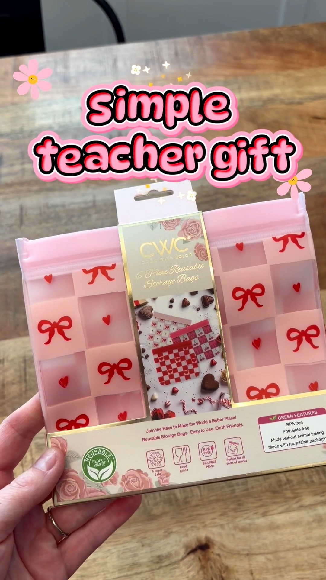 I wasn’t planning on teacher gifts for Valentine’s Day until I came across these reusable bags and couldn’t resist. It’s not much but my girls had fun putting them together and ours teachers deserve all the gifts!💝