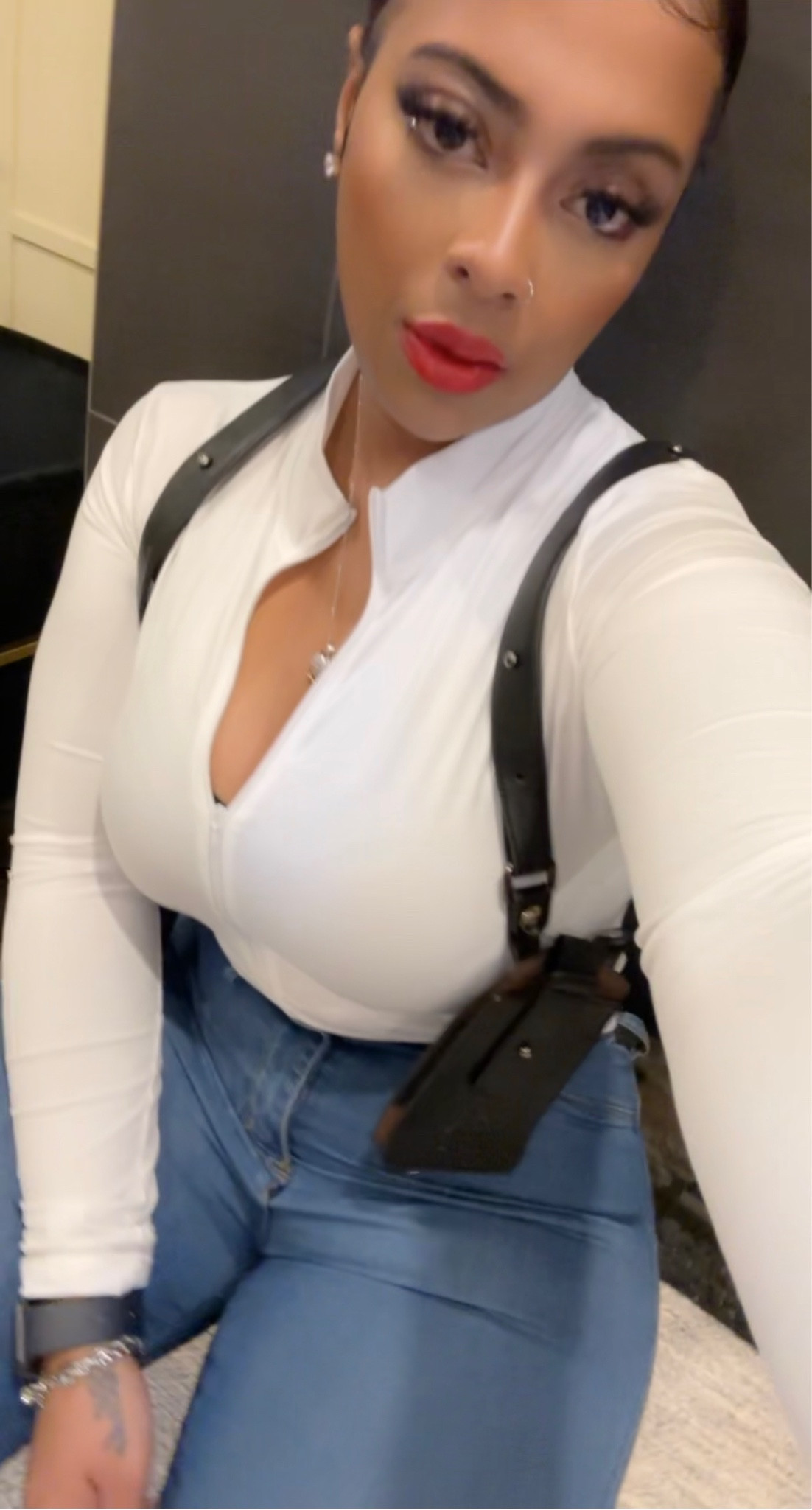 I live for a long sleeve fitted zip neck top 😍

#LTKFind