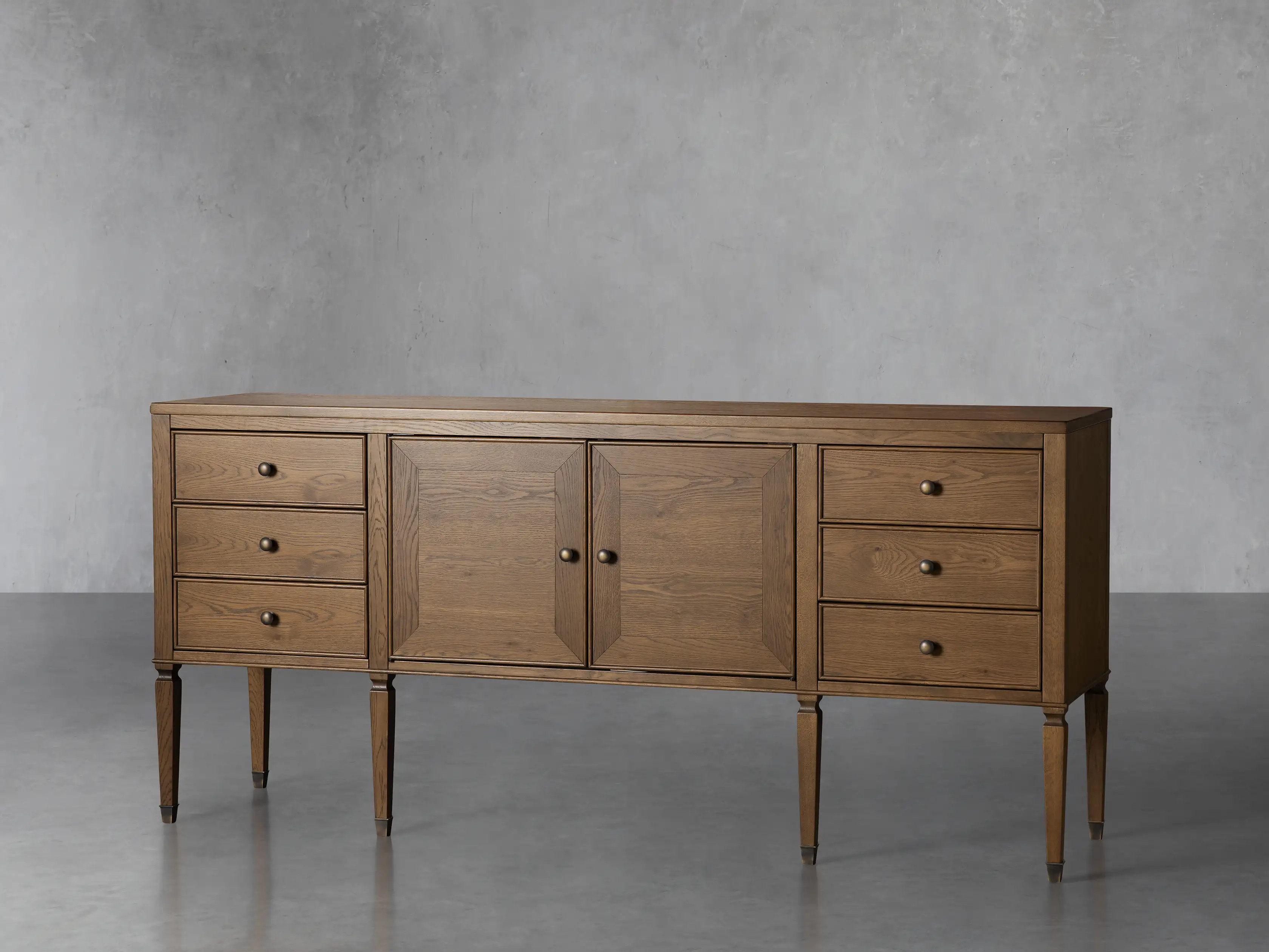 Luciano Buffet | Arhaus