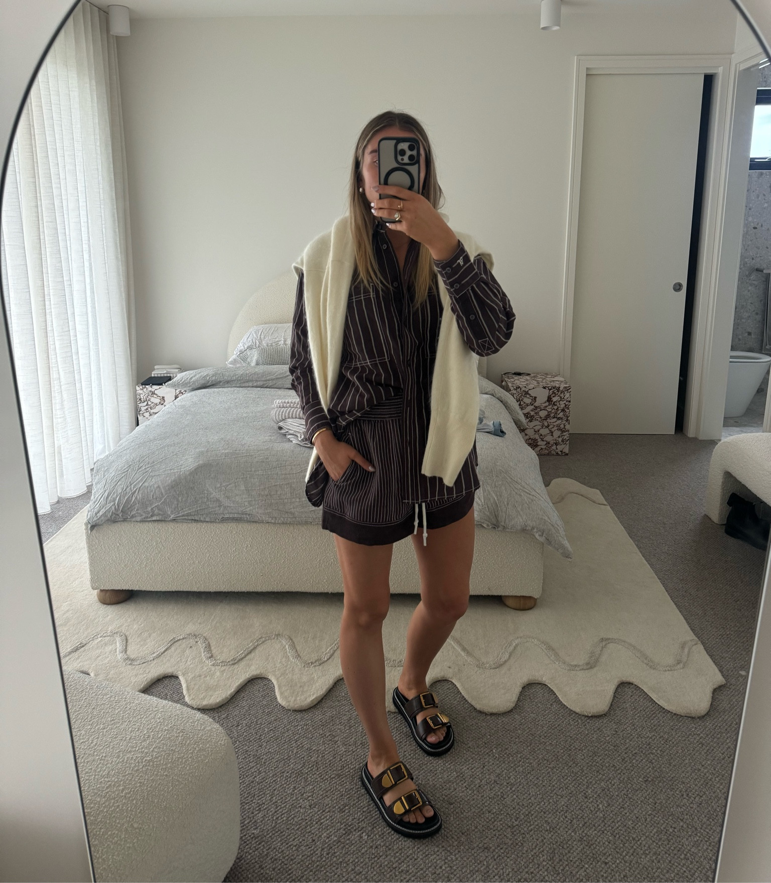 A winning set - new Jag. I’m wearing size 10 in both 

#LTKaustralia #LTKstyletip #LTKSeasonal