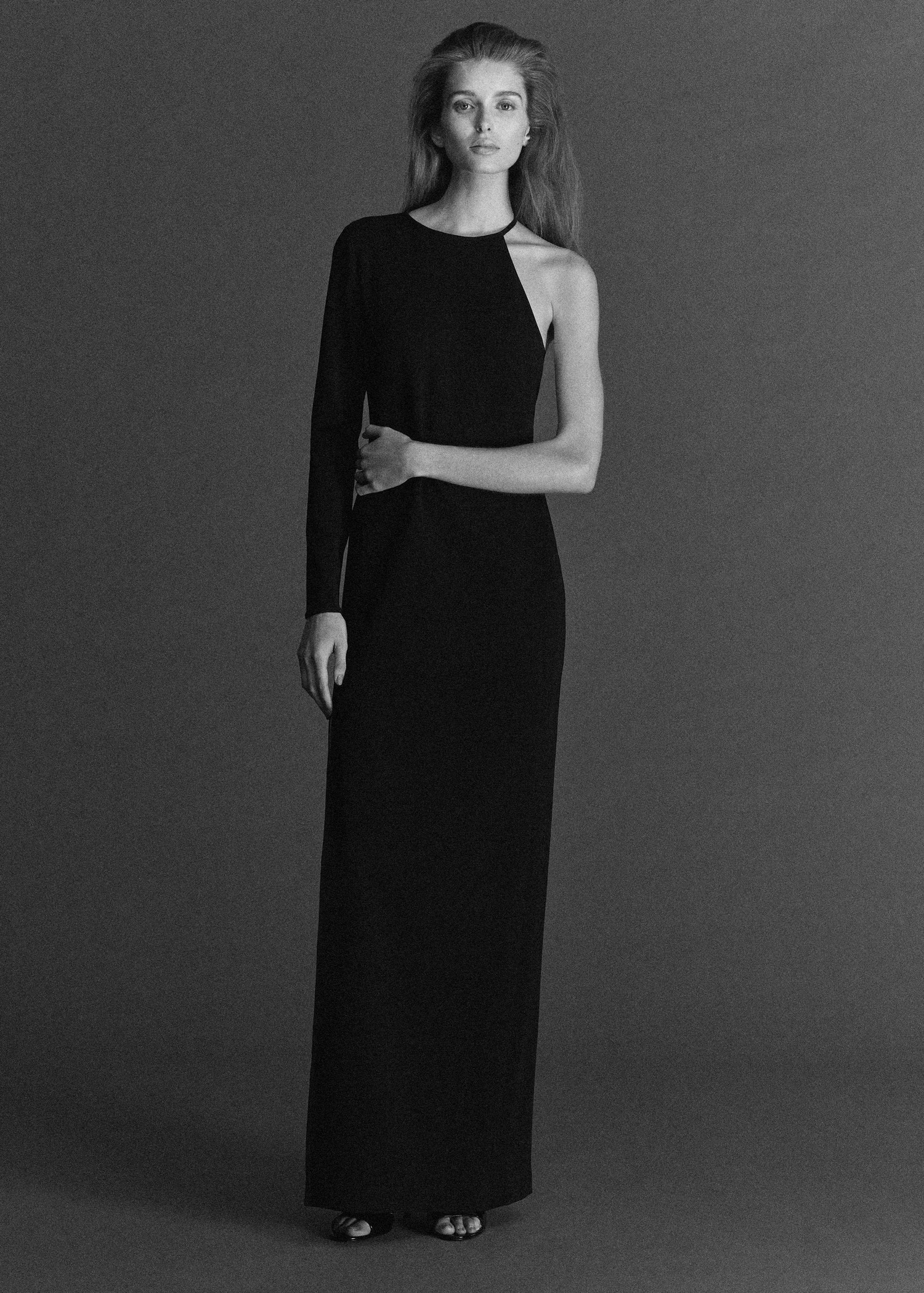 Asymmetrical open-back dress | Mango (US/MX/AU)