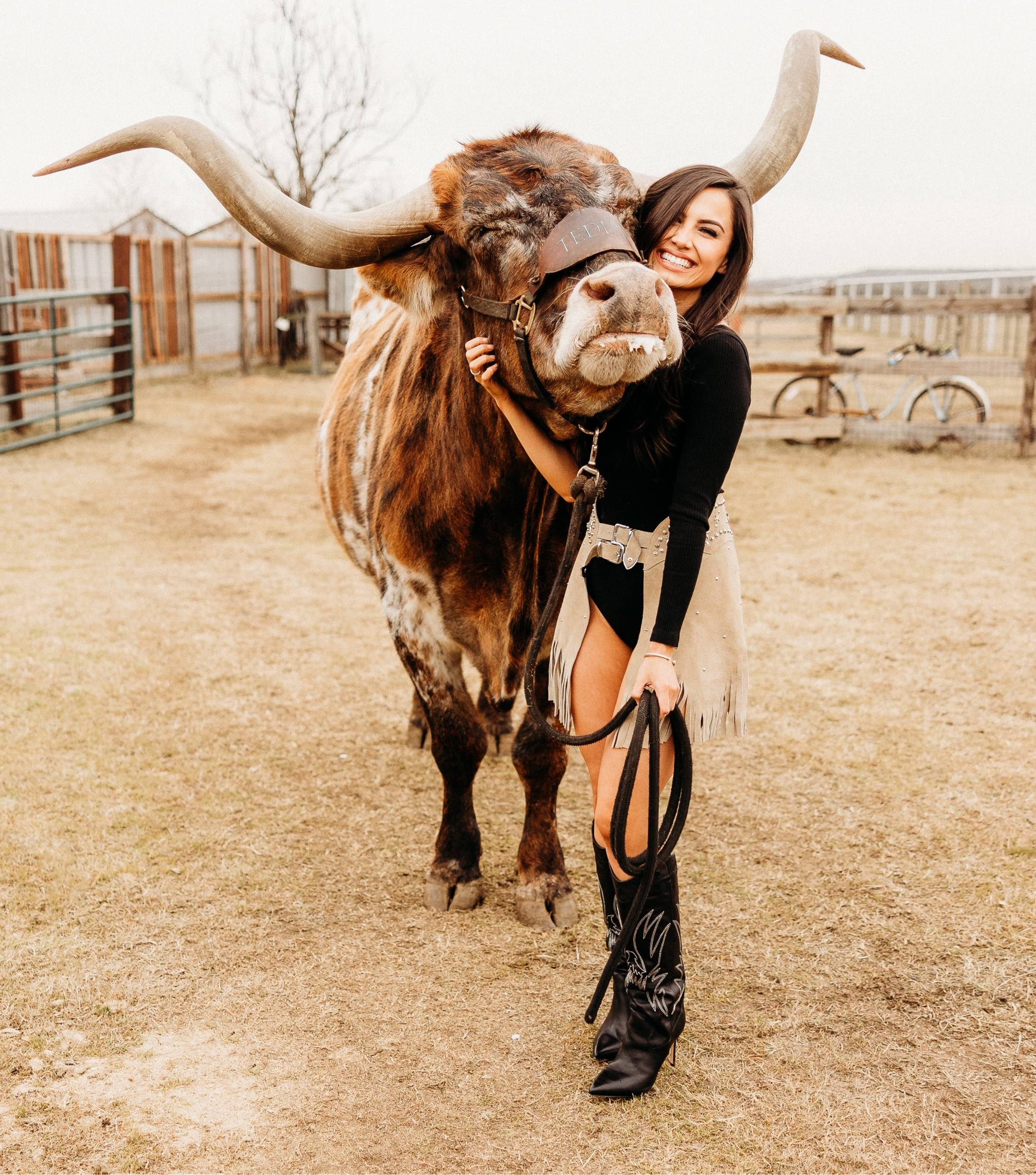 Friday moooood 🖤

#LTKshoecrush #LTKsalealert #LTKfit