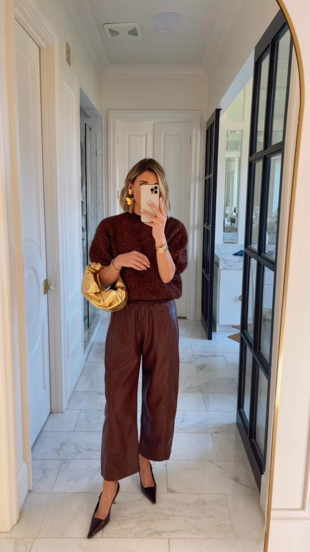 @anthropologie Holiday outfits! Use my code BECKY30 for 30% off and early access to their Black Friday sale


#LTKHoliday #LTKCyberWeek #LTKSeasonal