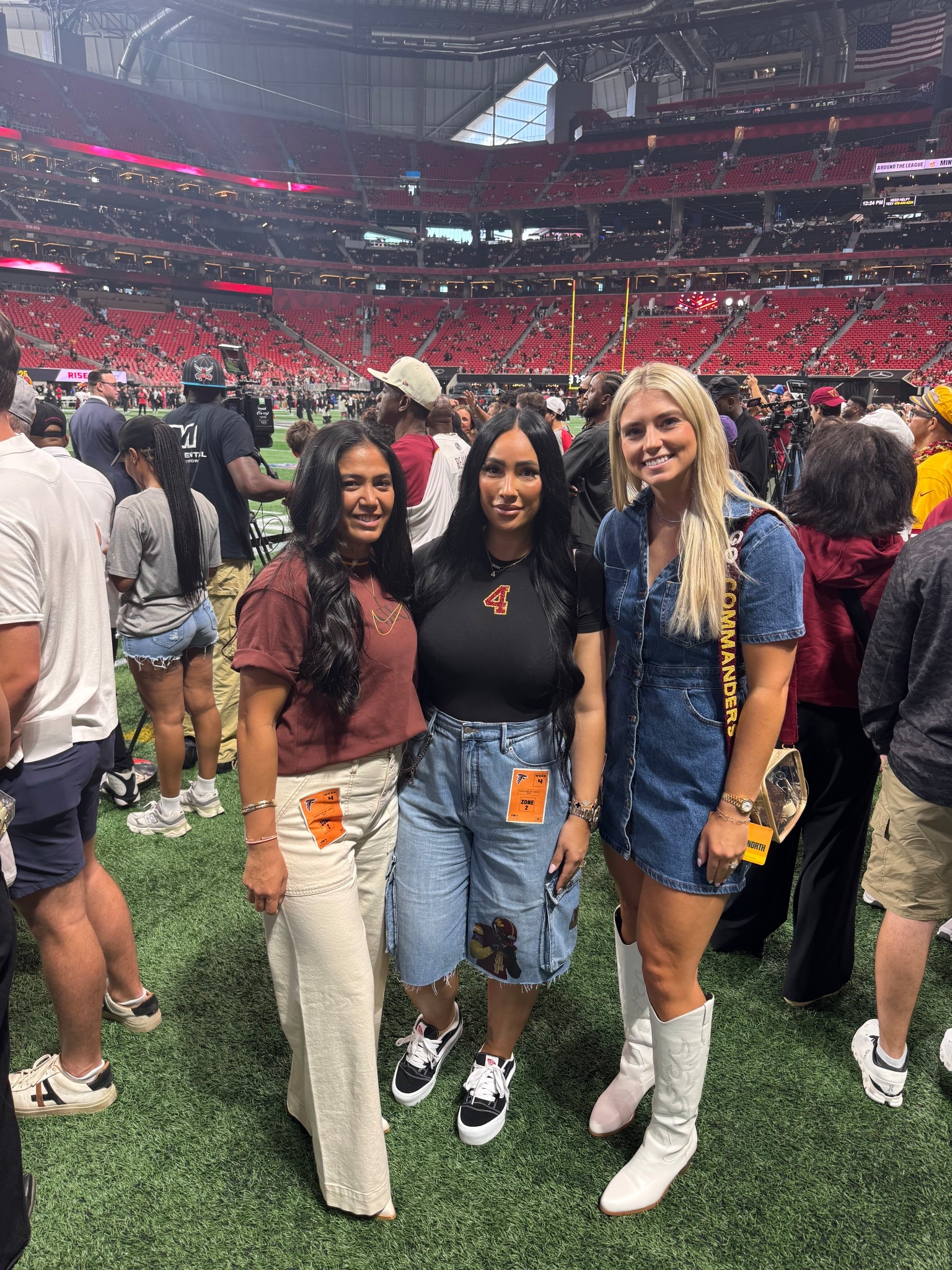 football game day outfit inspo🏈

football outfit, game day look, NFL outfit, Washington commanders, knee high boots, white boots, clear bag. Stadium bag, jean dress 

#LTKSeasonal #LTKActive #LTKShoeCrush
