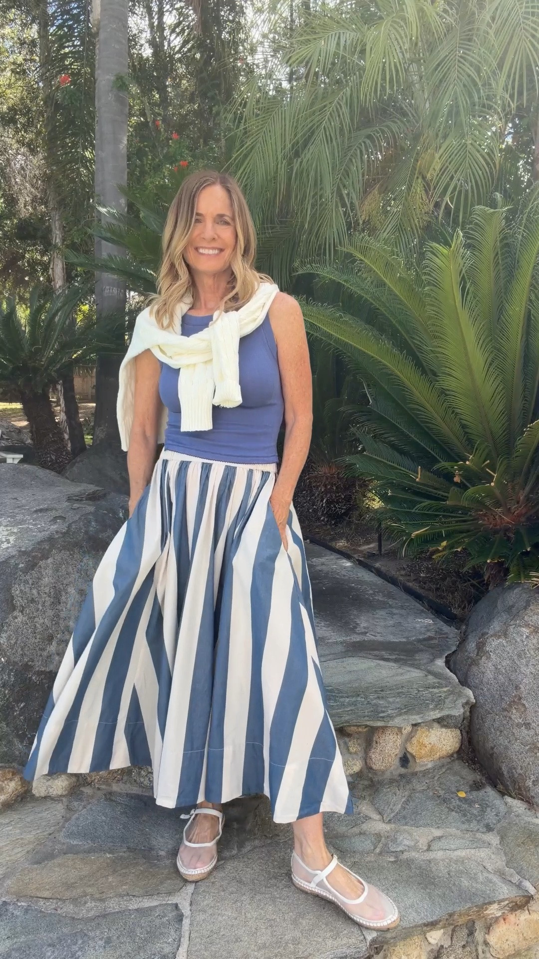 The perfect Summer blue!! I’m 5’4” wearing XS & 0.

#LTKgrwm #LTKOver40 #LTKSeasonal
