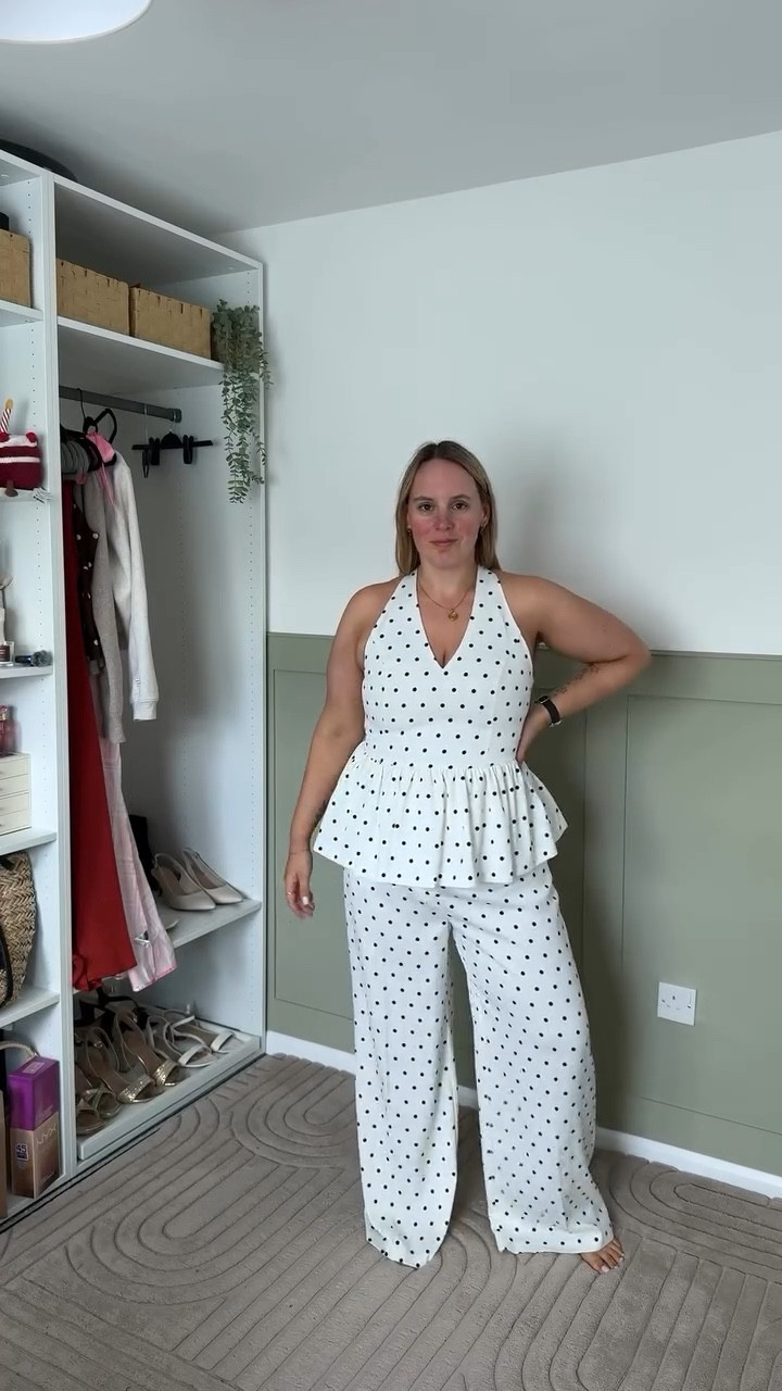 The @Primark  polka dot co-ord is everywhere right now and I get why. It’s cute, it’s playful, it’s very “spring is here”.

BUT… together? It feels like a lot.

Separately though? Different story.
Top with jeans = yes.
Trousers with a simple tank = also yes.

Also worth saying… sizing is tricky. There’s zero stretch, so if you’re between sizes, you’ll need to play around with the fit.

So I need to know…
Are you wearing this as a full set or breaking it up? 👇

#primarknewin #polkadottrend #primania #springoutfits #outfitreview

#LTKspring #LTKstyletip #LTKdatenight