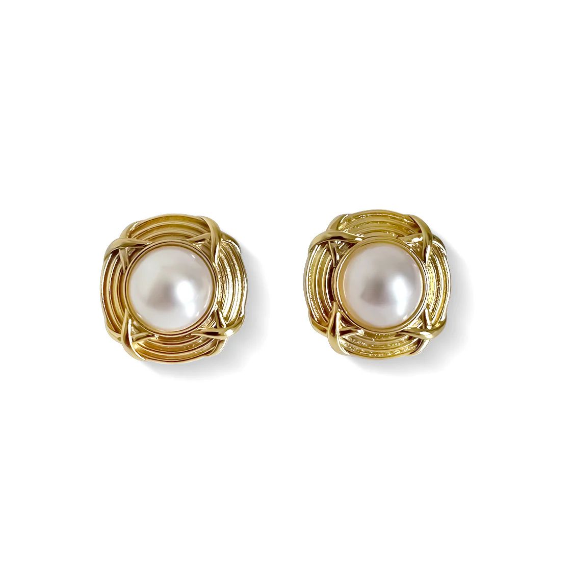 Chunky Pearl Earrings (Pre-Order Only) | Anisa Sojka