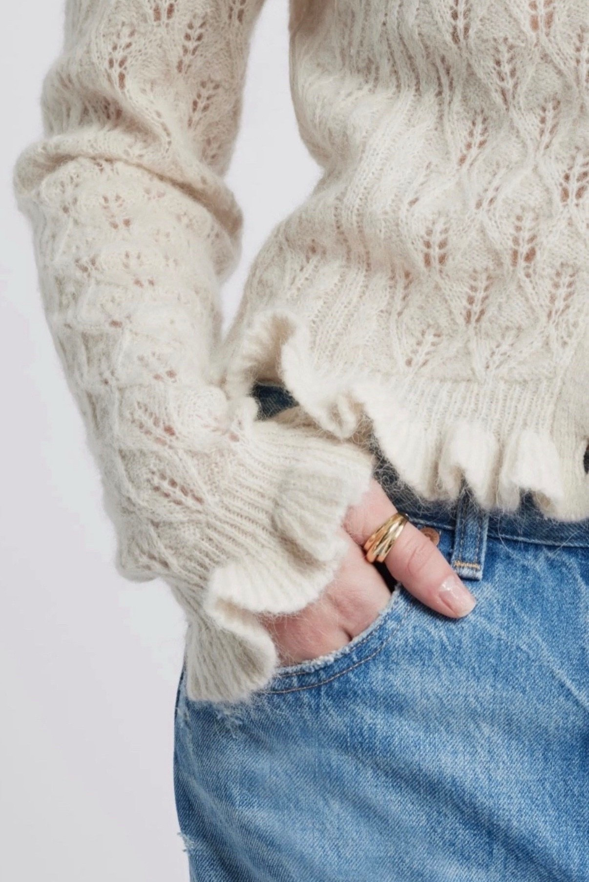 Pointelle Ruffle Edge Cardigan
Sweater #LTKFindsUnder100

#LTKSeasonal