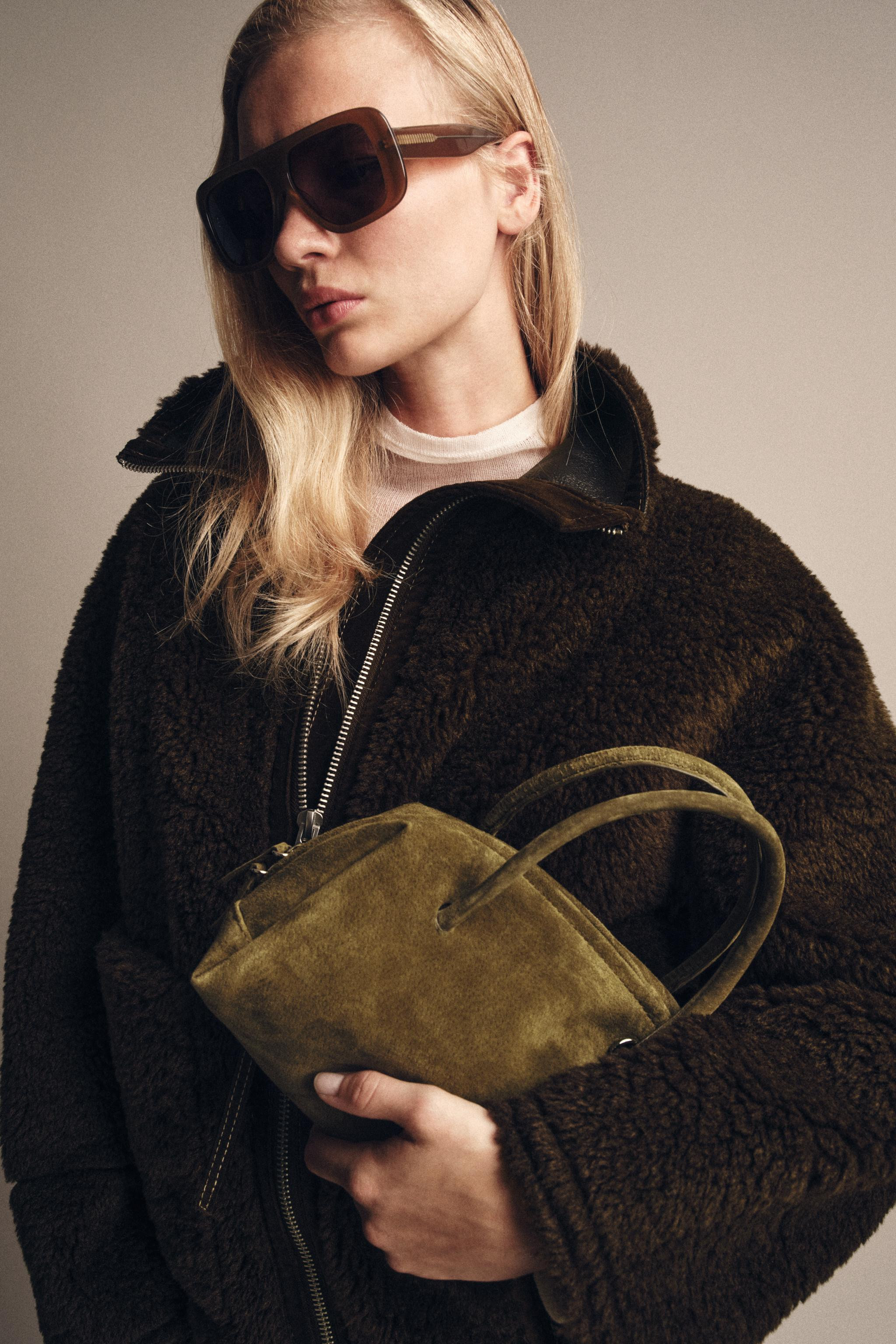 SPLIT LEATHER BOWLING BAG | Zara US