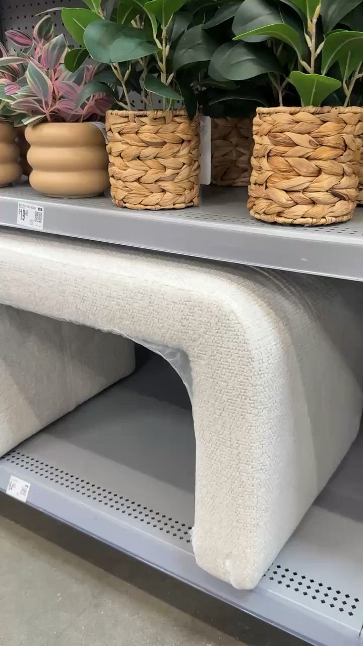 Adorable boucle ottoman that would look perfect in your living room for extra seating options!😍🤩

#LTKSeasonal #LTKHome