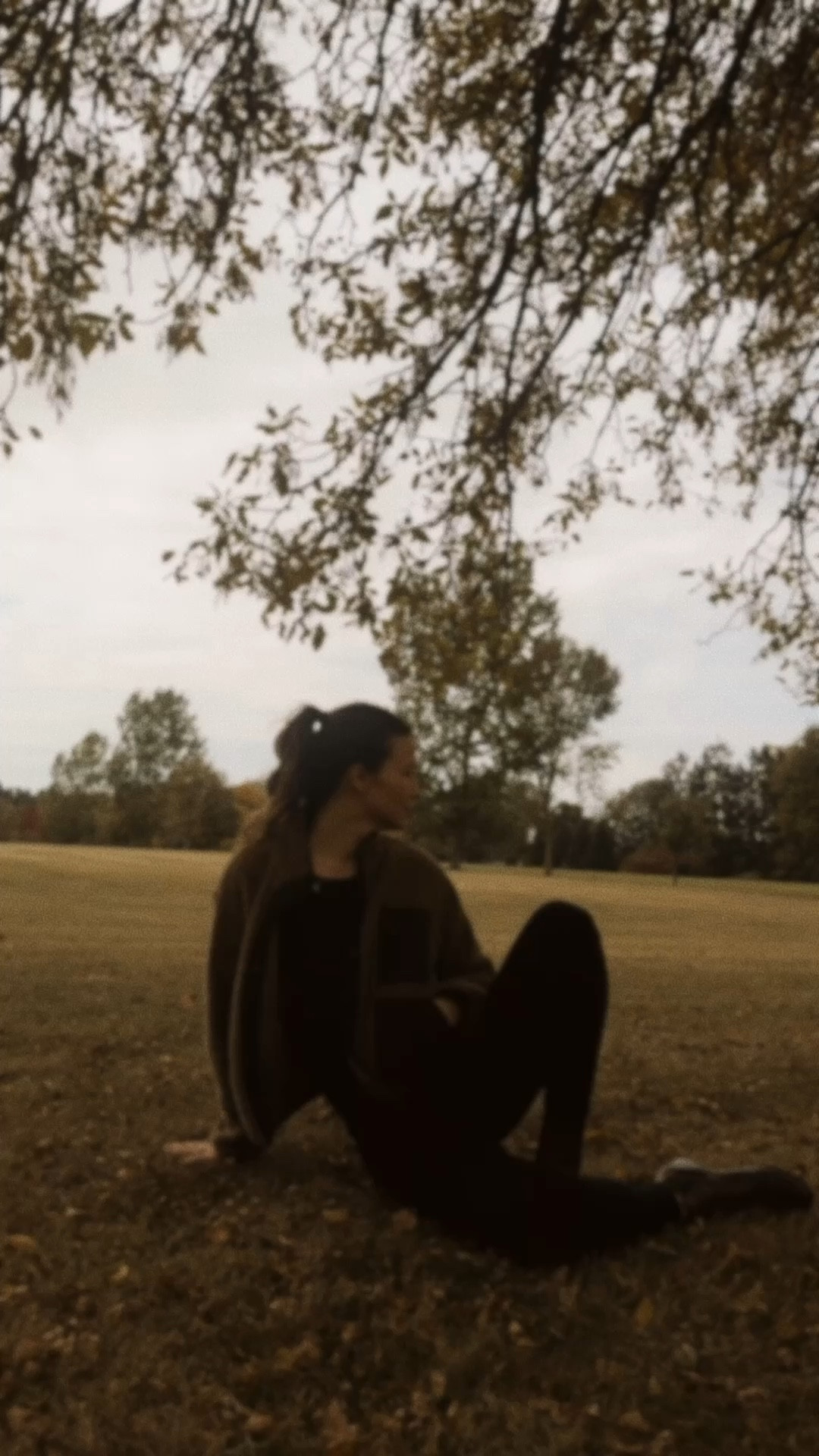 Super cozy transitional fall outfit! 


Gretchen wears brown fleece jacket in size S, black skinny jeans in size 27, brown Chelsea boots in size 8.5/39, and grey short sleeve sweater in size S

#LTKFindsUnder50 #LTKSeasonal #LTKStyleTip