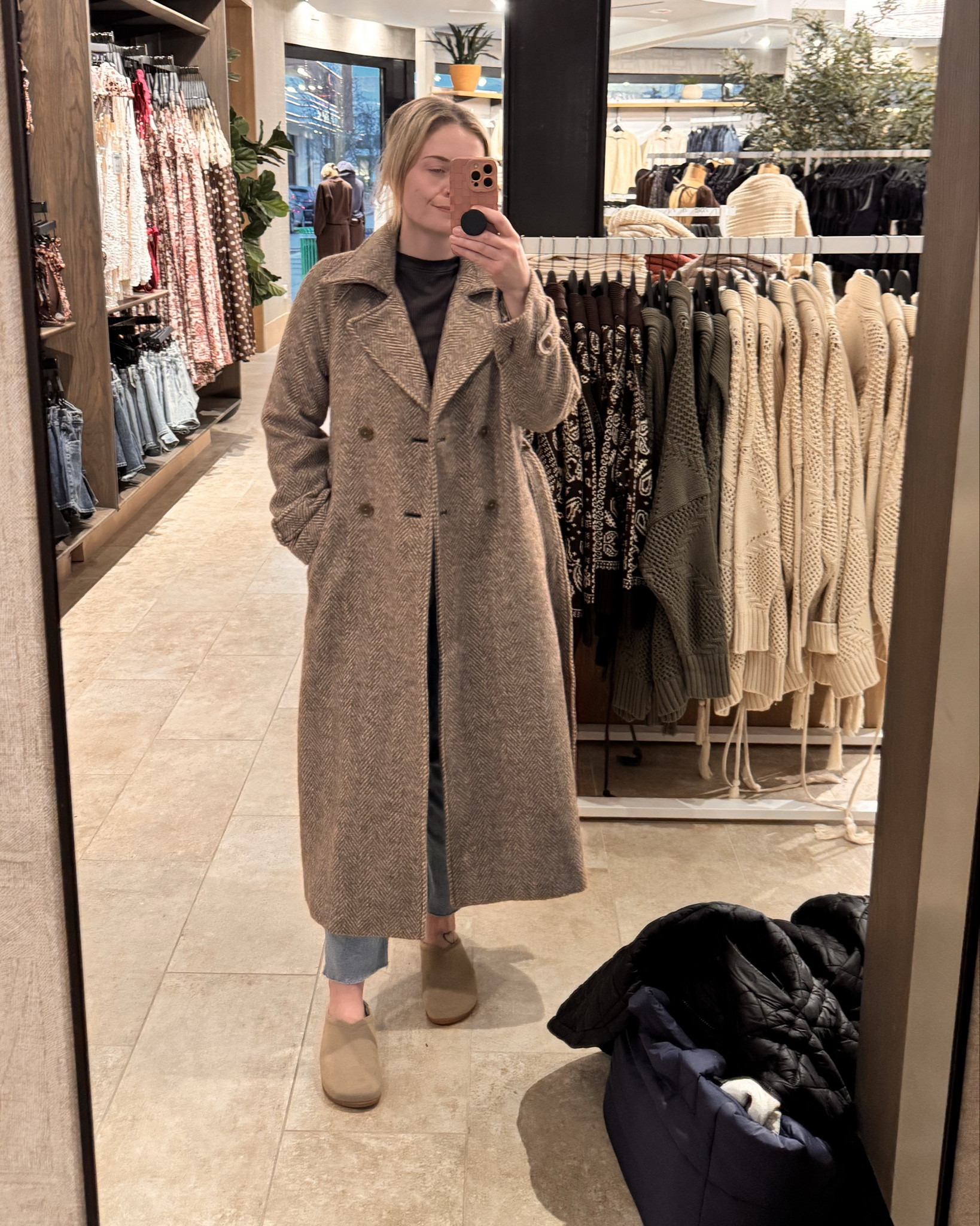 We are LOVING all things brown right now. Couple of cute finds from @abercrombie this weekend. The jacket is perfect. Heavy, thick and so chic  

#LTKSeasonal