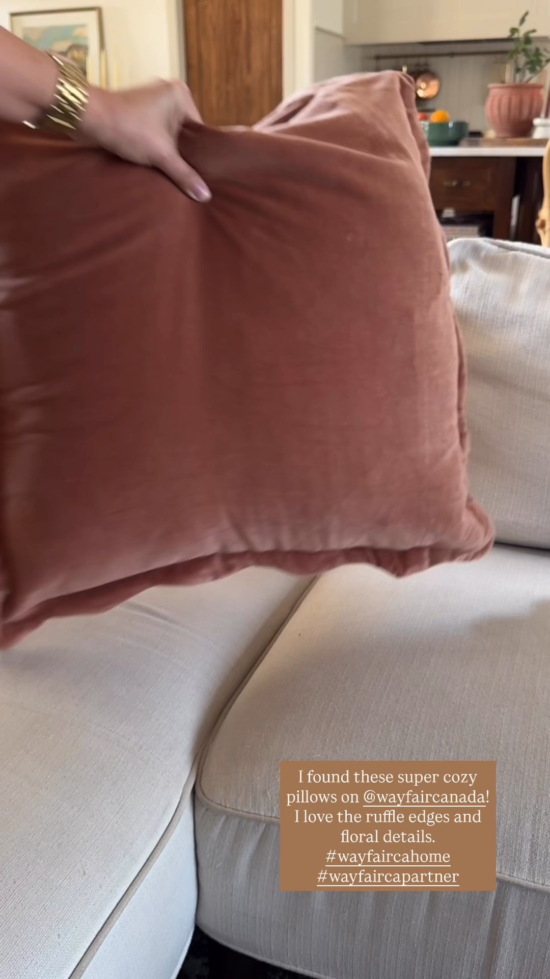 It's finally fall and that means it's time to make things cozy!
Style your space for the season with
@wayfaircanada's Epic Fall Sale! Through September 22, save up to 70% on fire pits, throw pillows, and more fall essentials!
#wayfaircahome #wayfaircapartner

#LTKHome