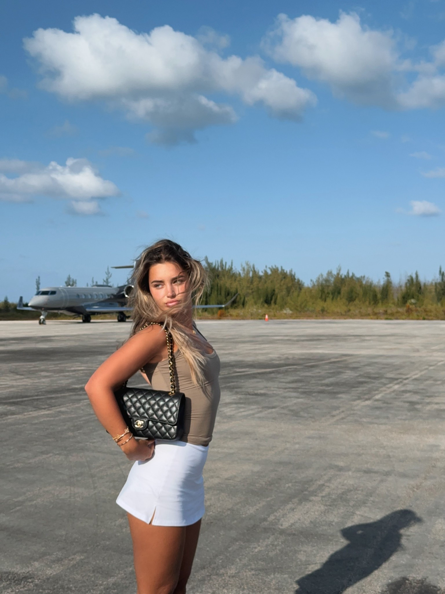 this top is the stretchiest softest thing EVER🤍 

#LTKAroundTheWorld #LTKeurope #LTKfitness