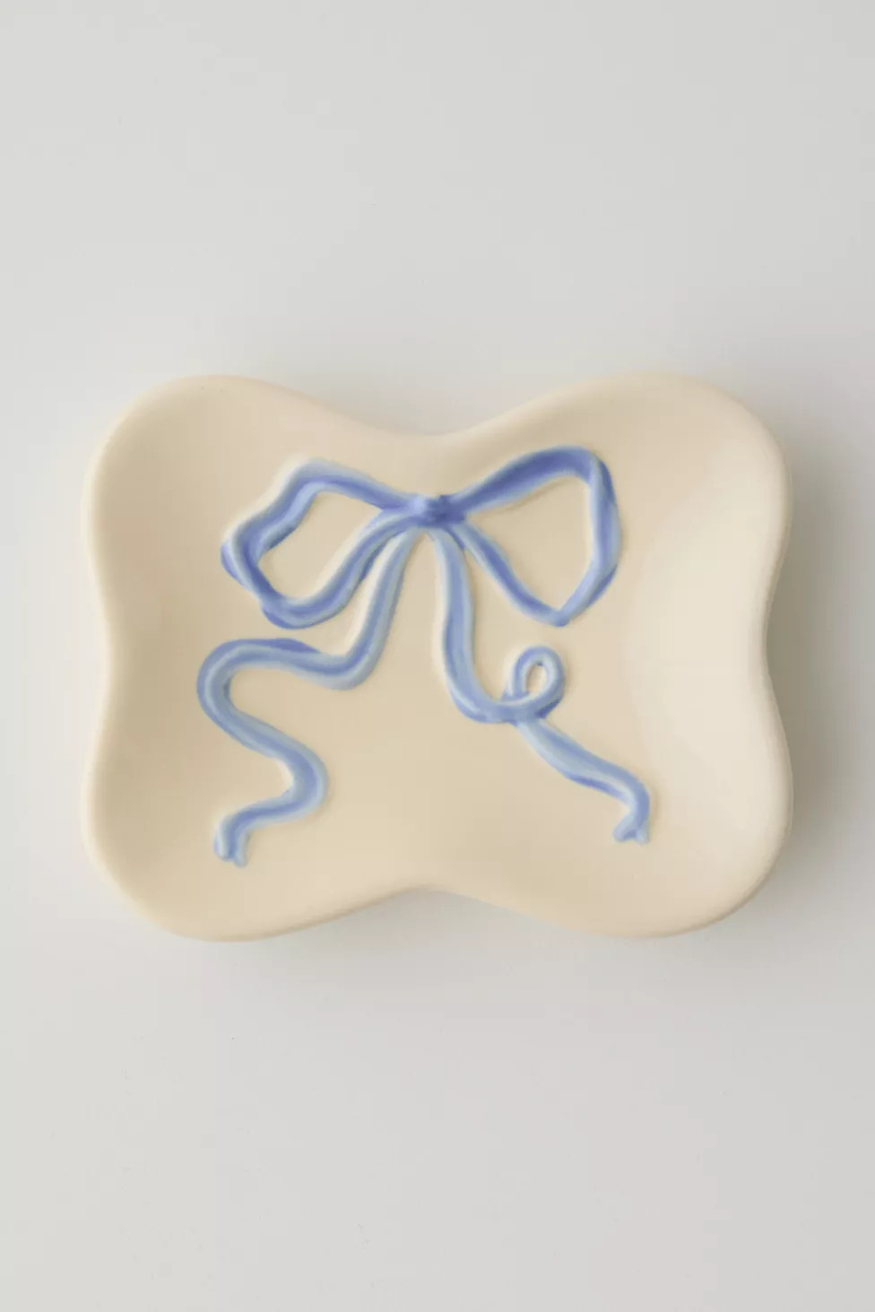 Bow Soap Dish | Urban Outfitters (US and RoW)