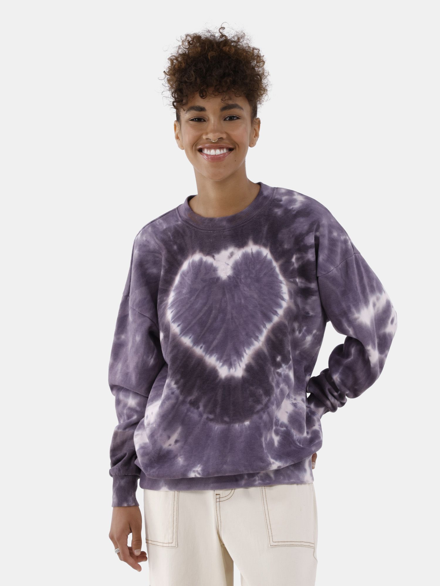 No Boundaries Washed Crewneck Sweatshirt, Women’s and Women’s Plus | Walmart (US)